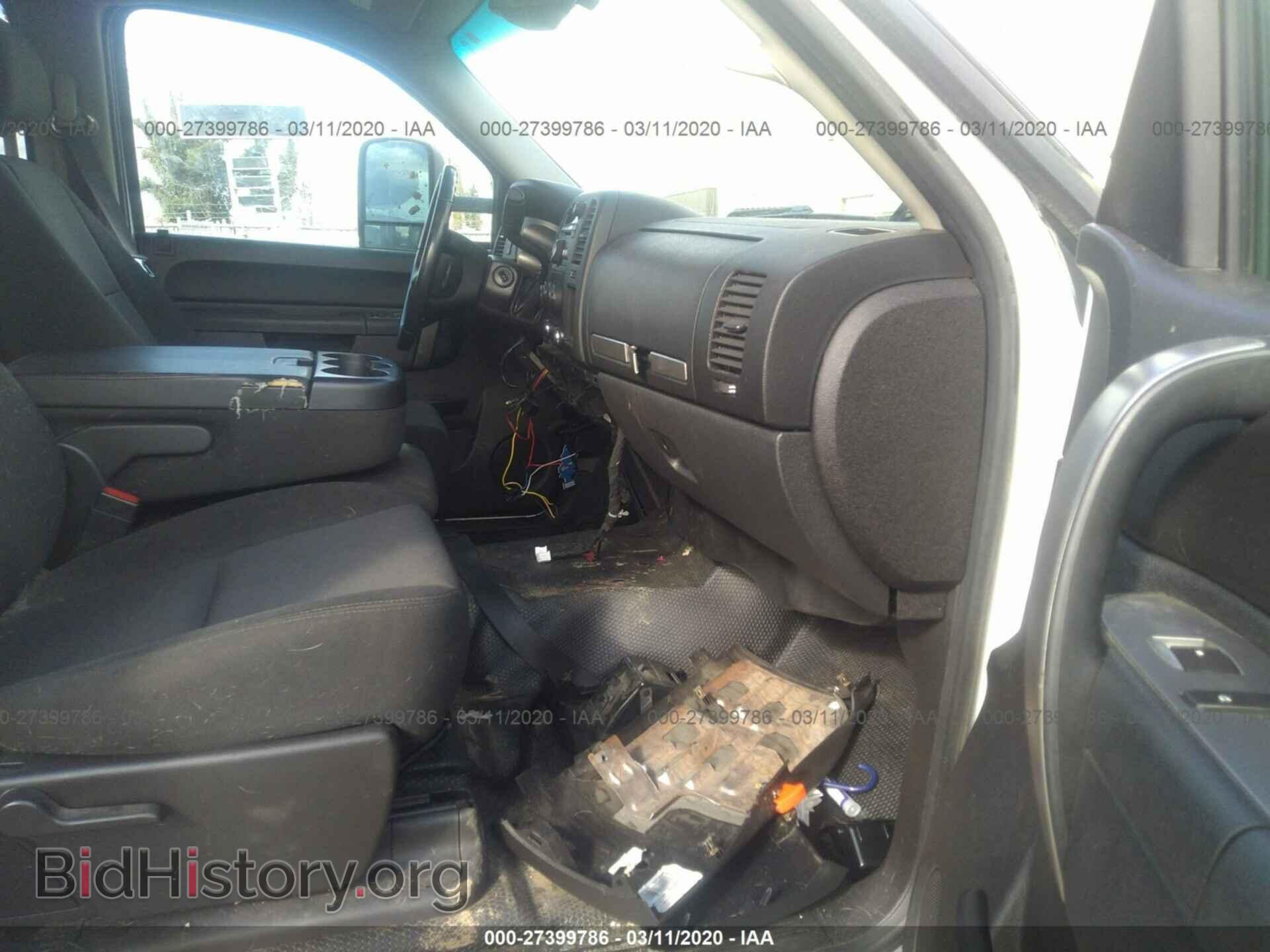 2013 GMC SIERRA - VIN: 1GT423C88DF109307 - Фото 5