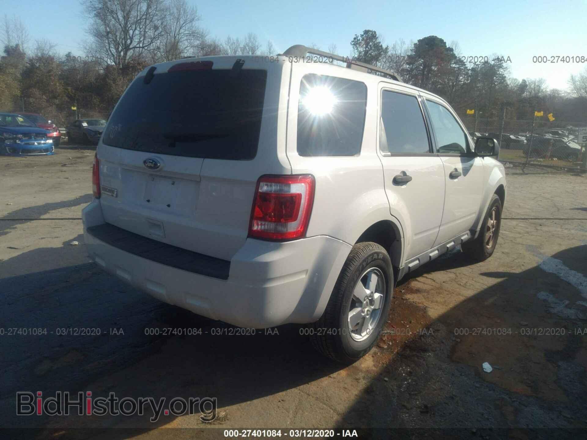 2011 FORD ESCAPE - VIN: 1FMCU0D71BKA52250 - Фото 4