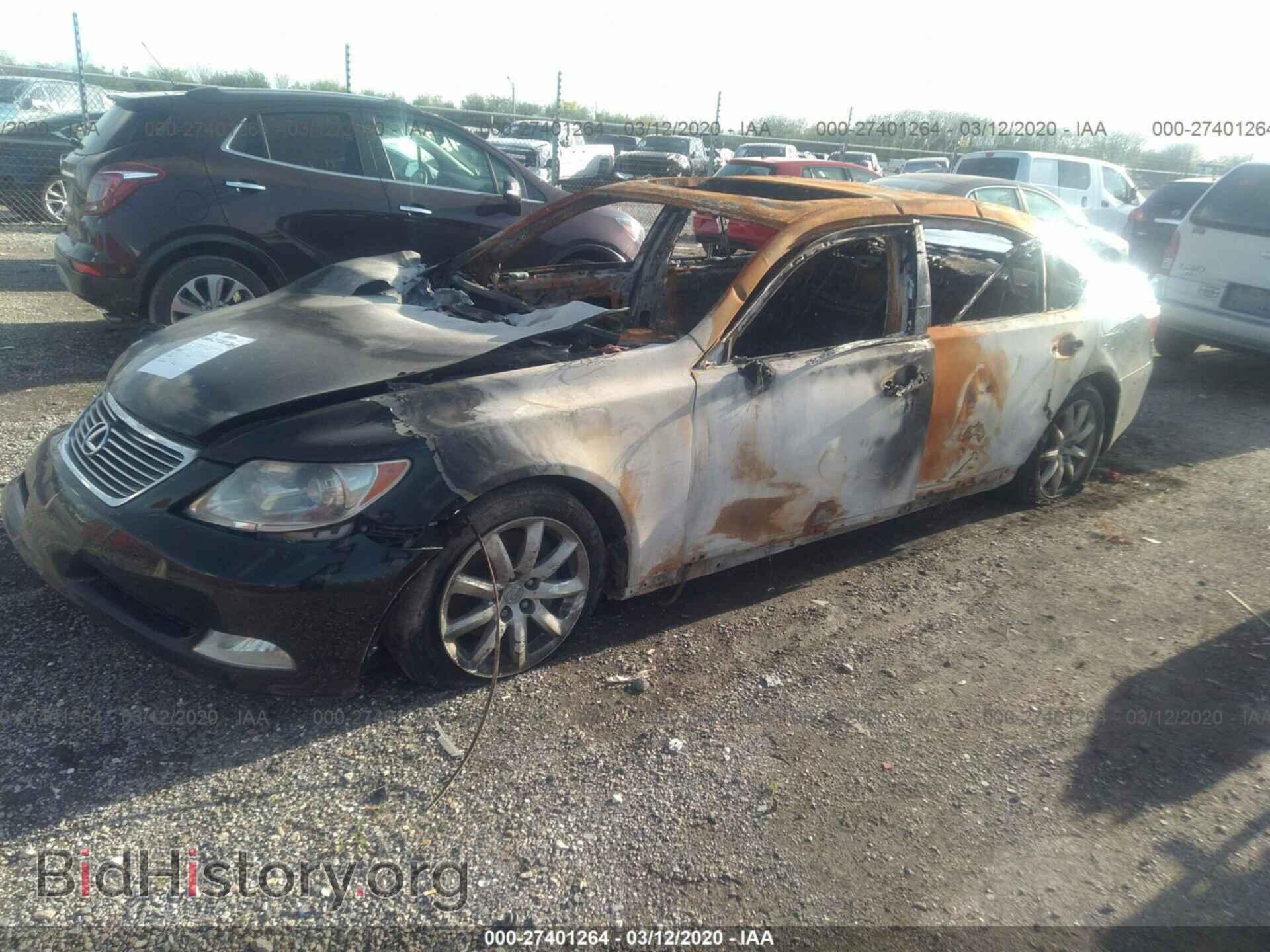 2007 LEXUS LS - VIN: JTHGL46F575007398 - Photo 2