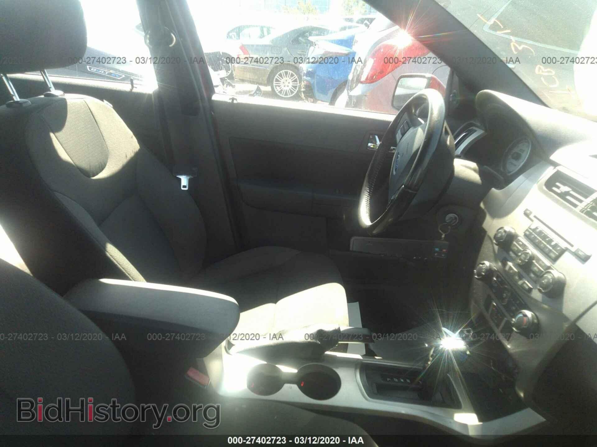 2009 FORD FOCUS - VIN: 1FAHP36NX9W218921 - Фото 5