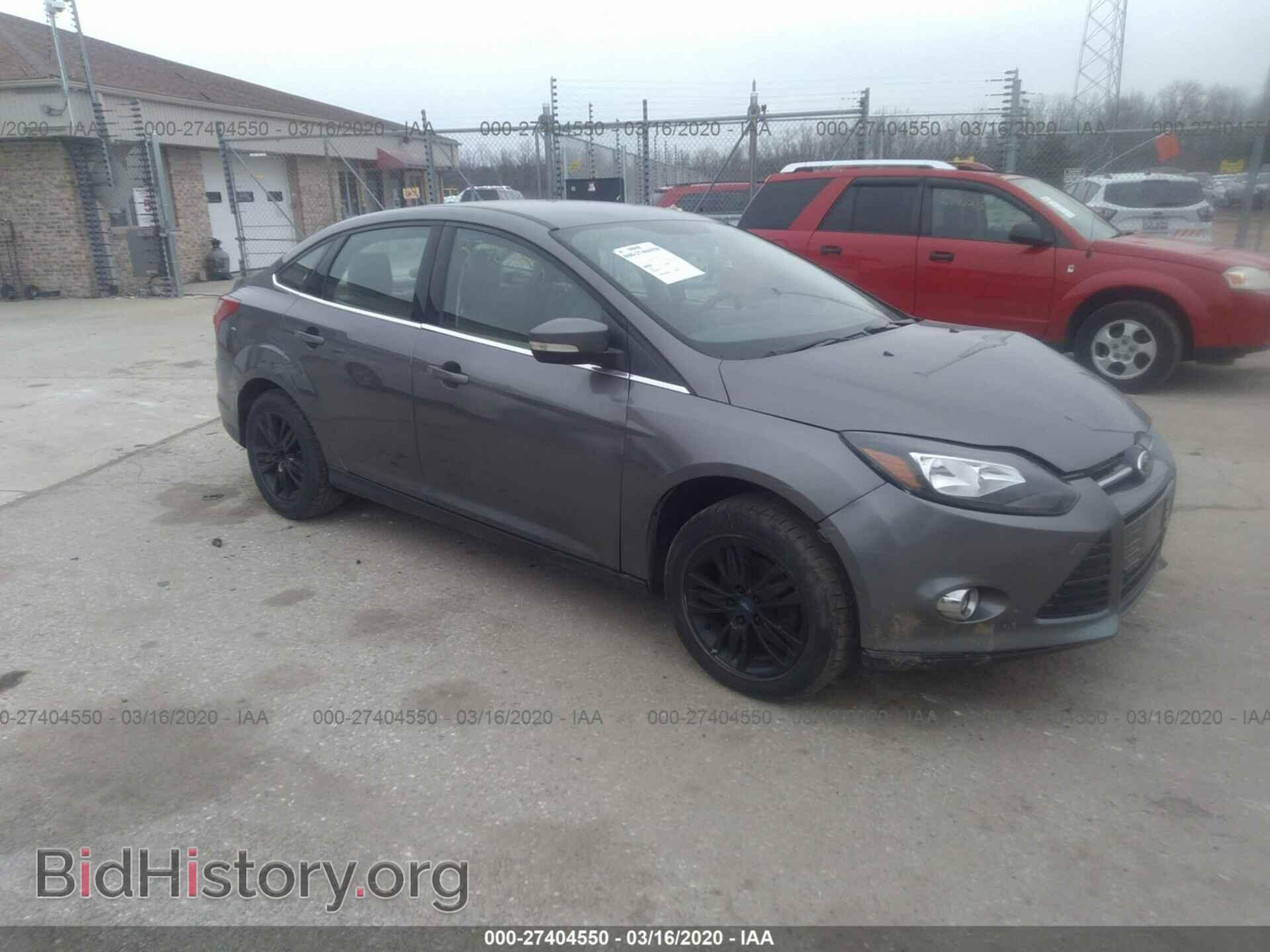 Photo 1FAHP3H26CL197464 - Ford Focus 2012