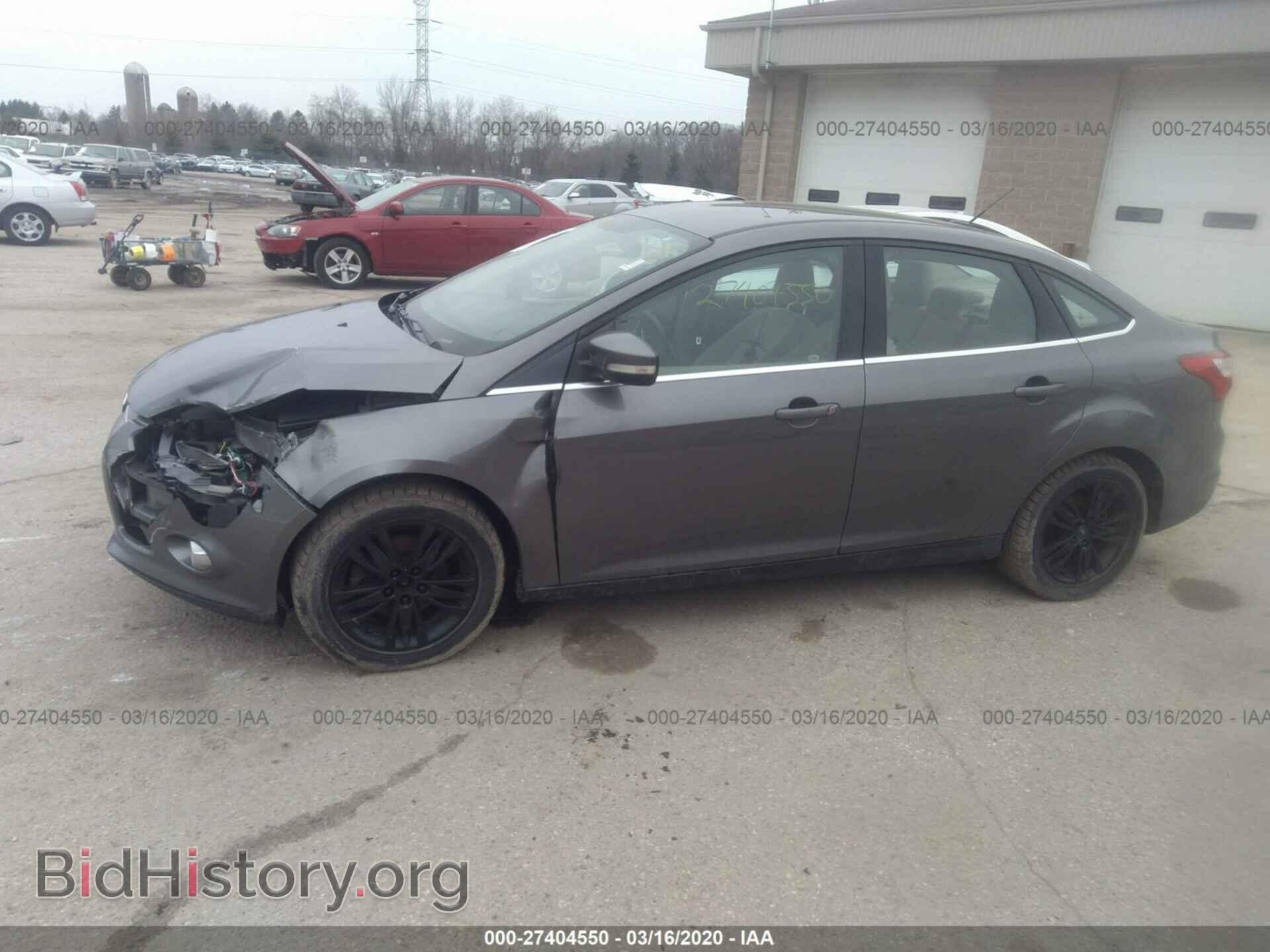 2012 Ford Focus - VIN: 1FAHP3H26CL197464 - Photo 2