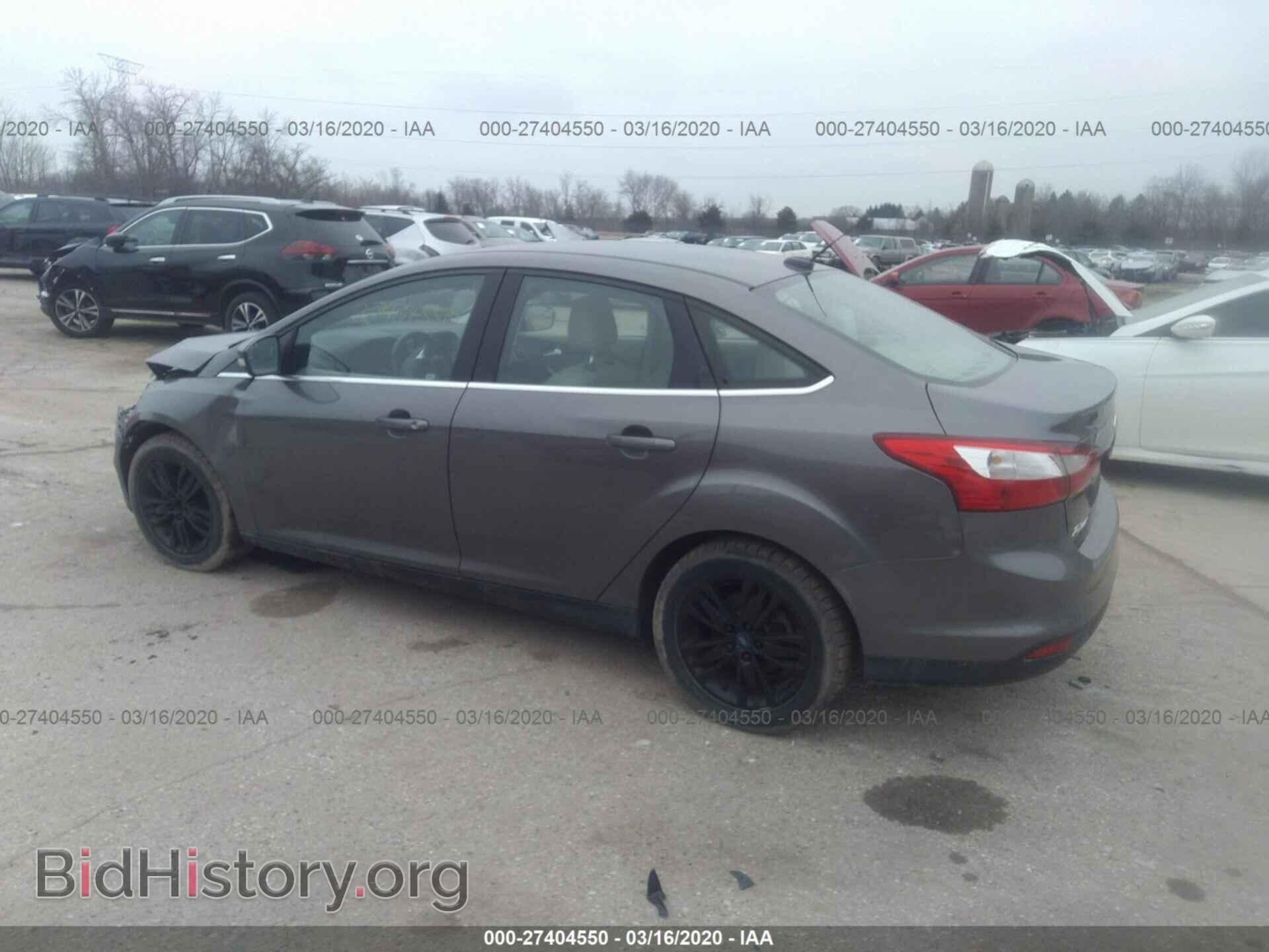 2012 Ford Focus - VIN: 1FAHP3H26CL197464 - Photo 3