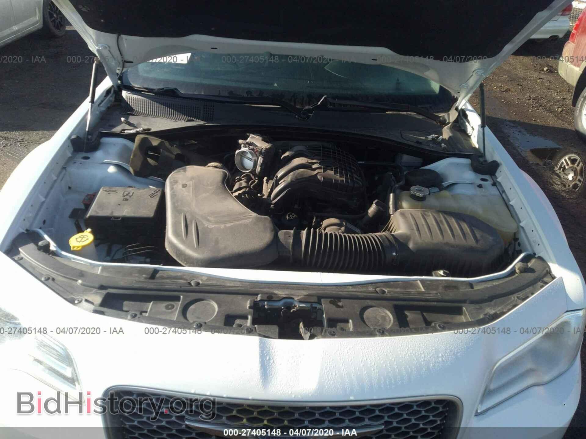 2015 CHRYSLER 300C - VIN: 2C3CCASG7FH846249 - Фото 10