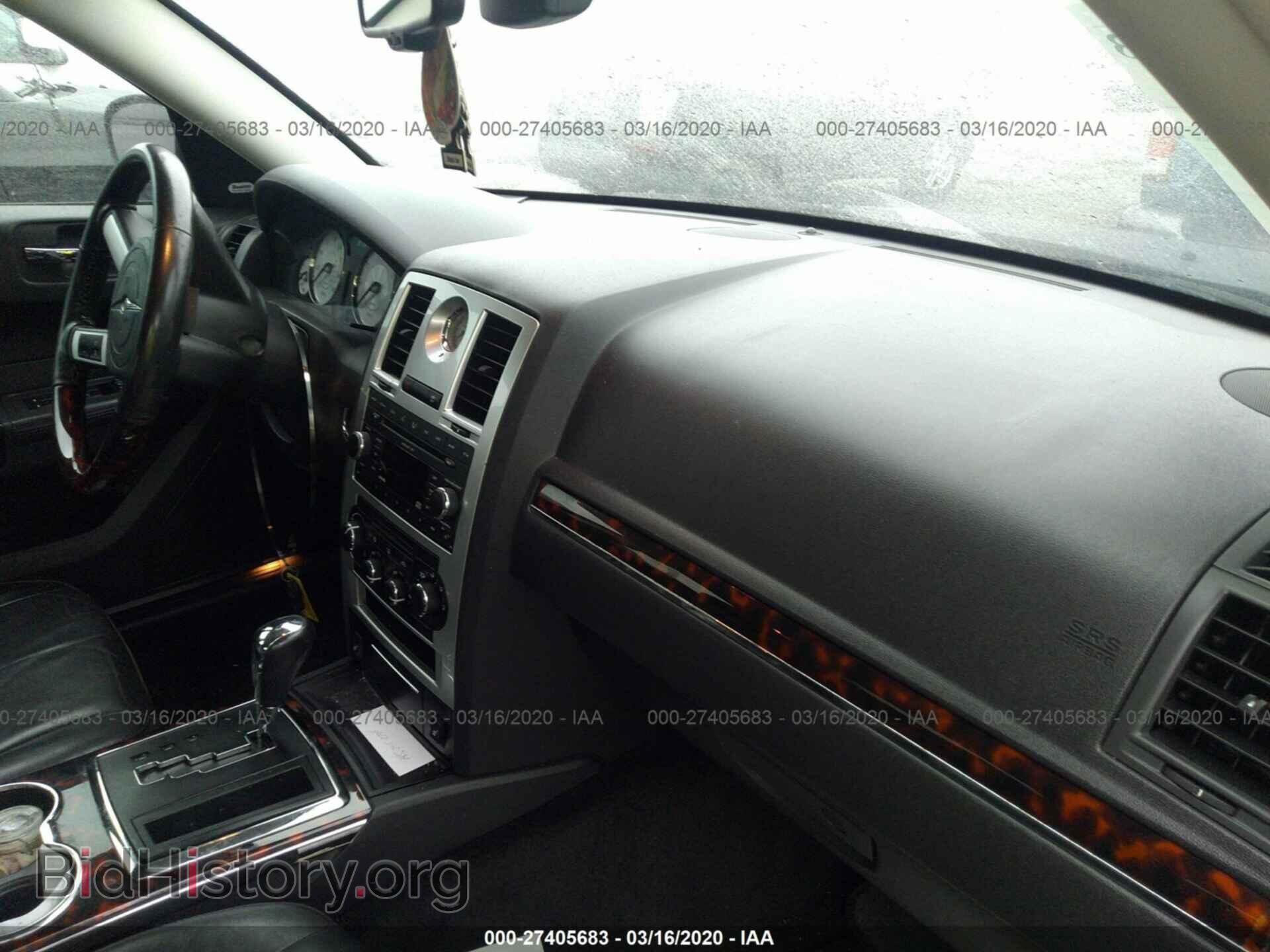 2008 CHRYSLER 300C - VIN: 2C3KA63H98H140621 - Photo 5
