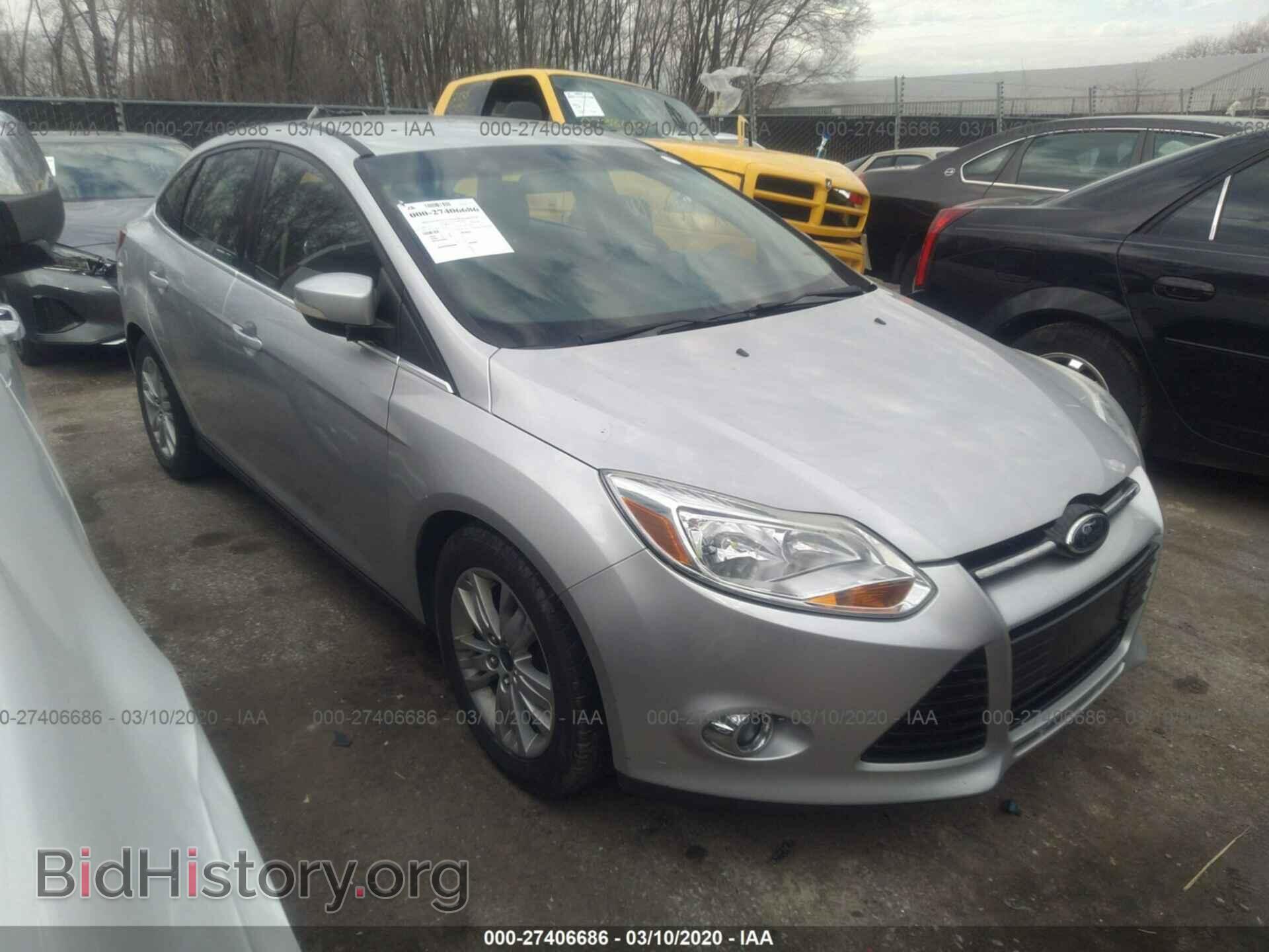 Photo 1FAHP3H27CL338431 - FORD FOCUS 2012