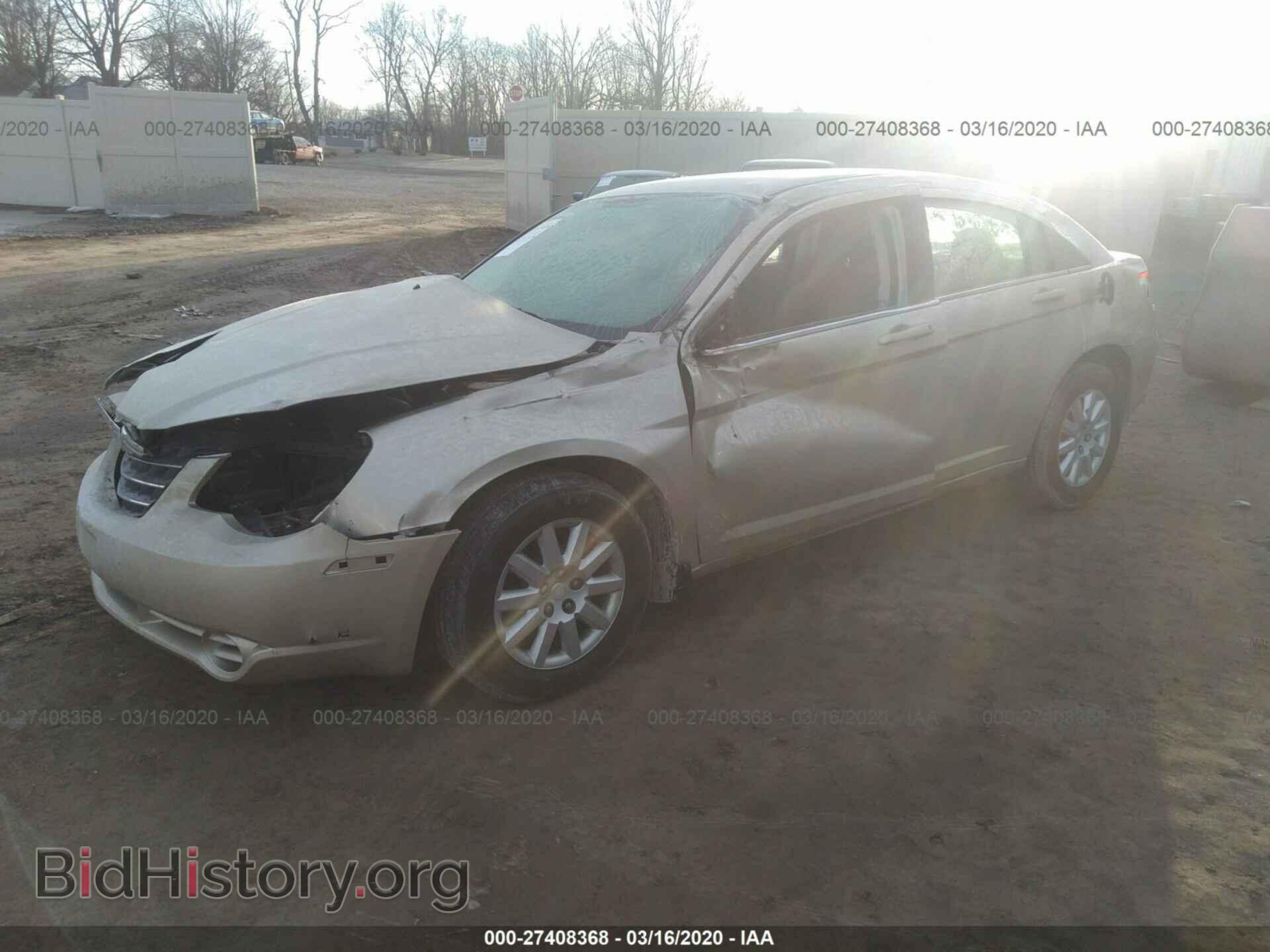 2010 CHRYSLER SEBRING - VIN: 1C3CC4FB3AN158815 - Фото 2