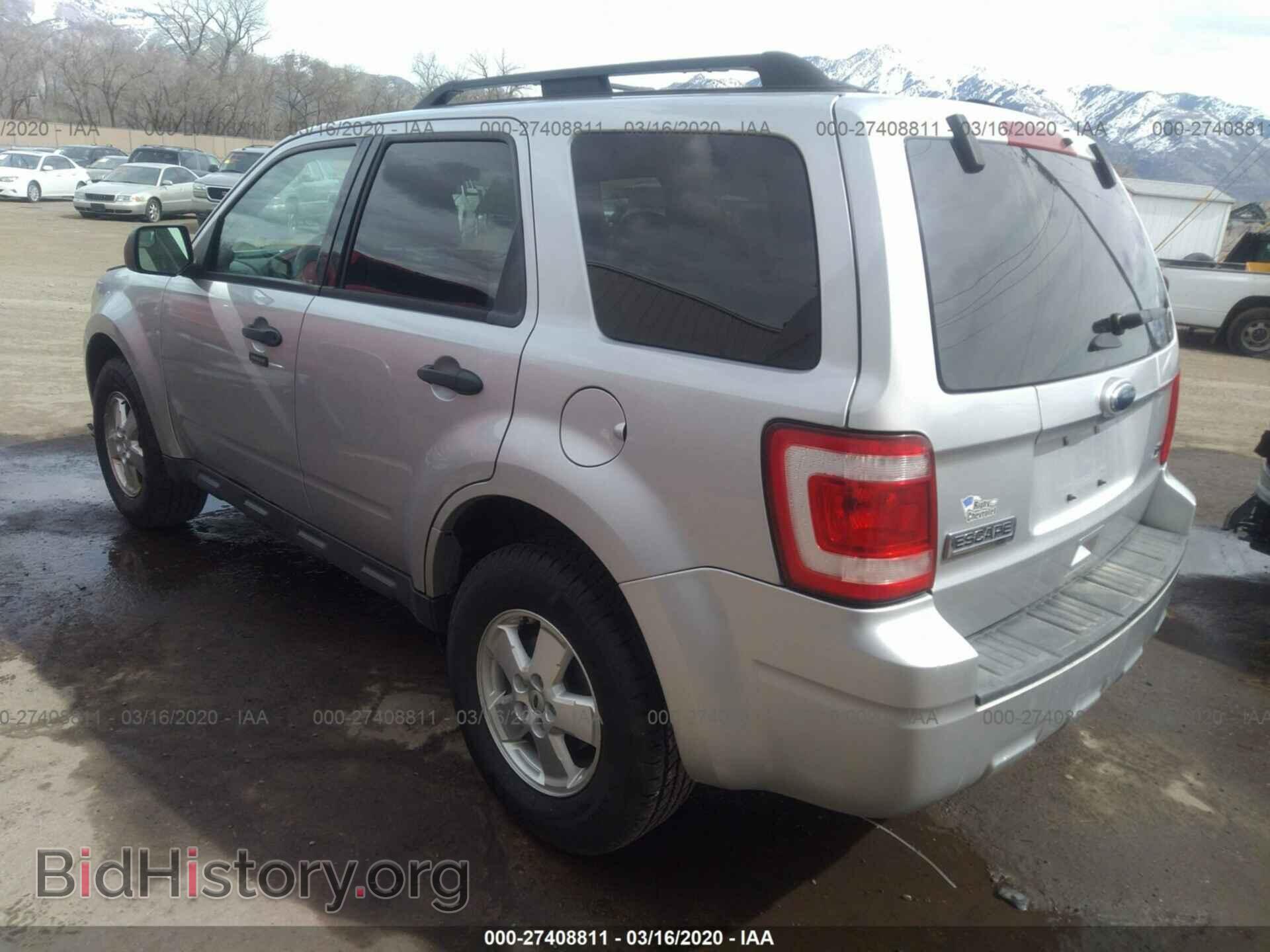 2011 FORD ESCAPE - VIN: 1FMCU9DG6BKA99472 - Фото 3
