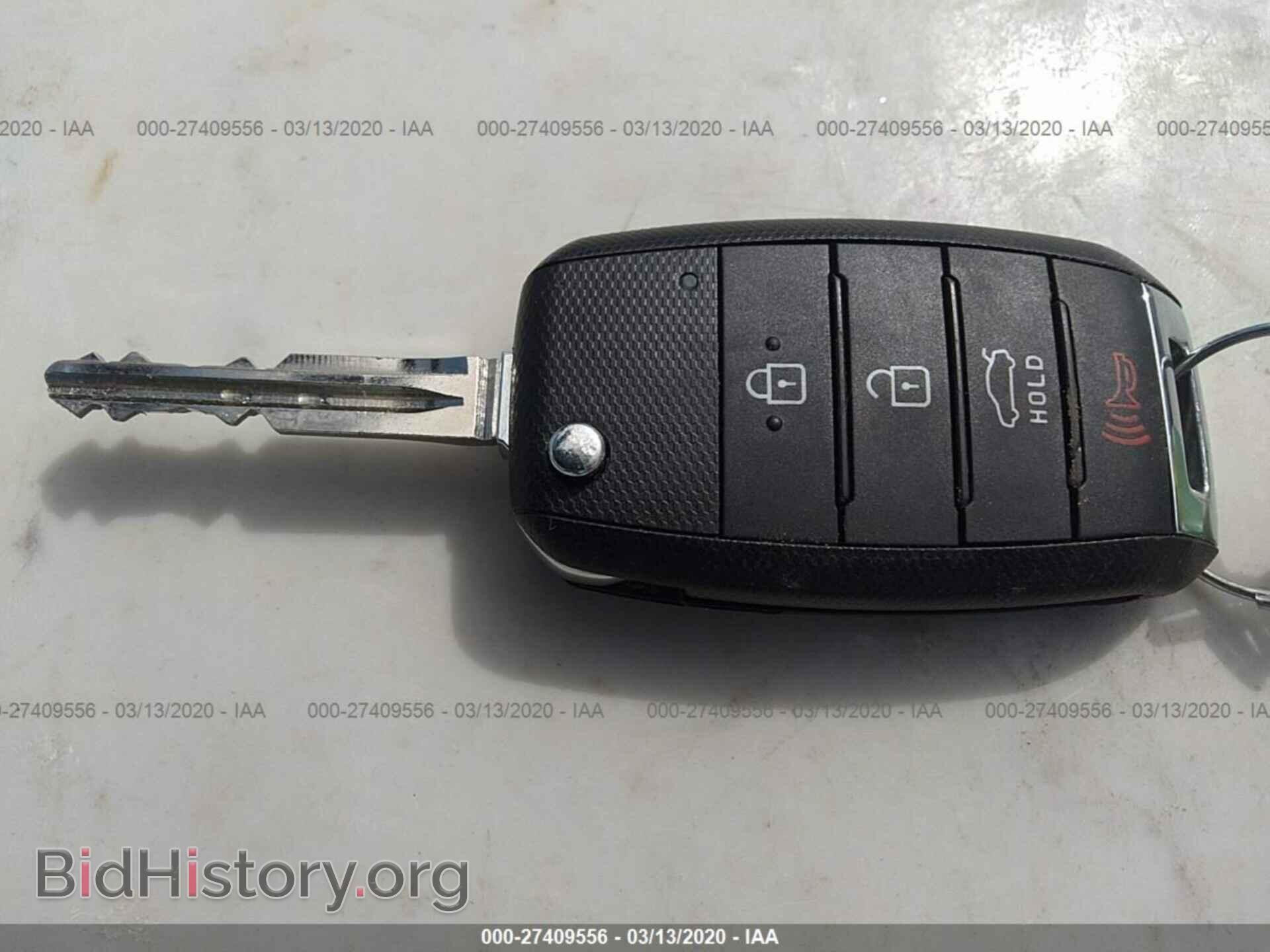 2017 KIA FORTE - VIN: 3KPFK4A75HE093818 - Photo 11