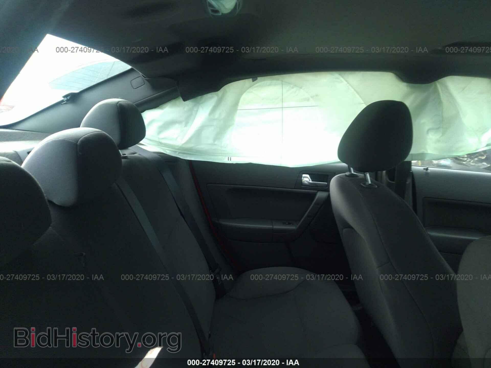 2011 FORD FOCUS - VIN: 1FAHP3GNXBW105586 - Фото 8