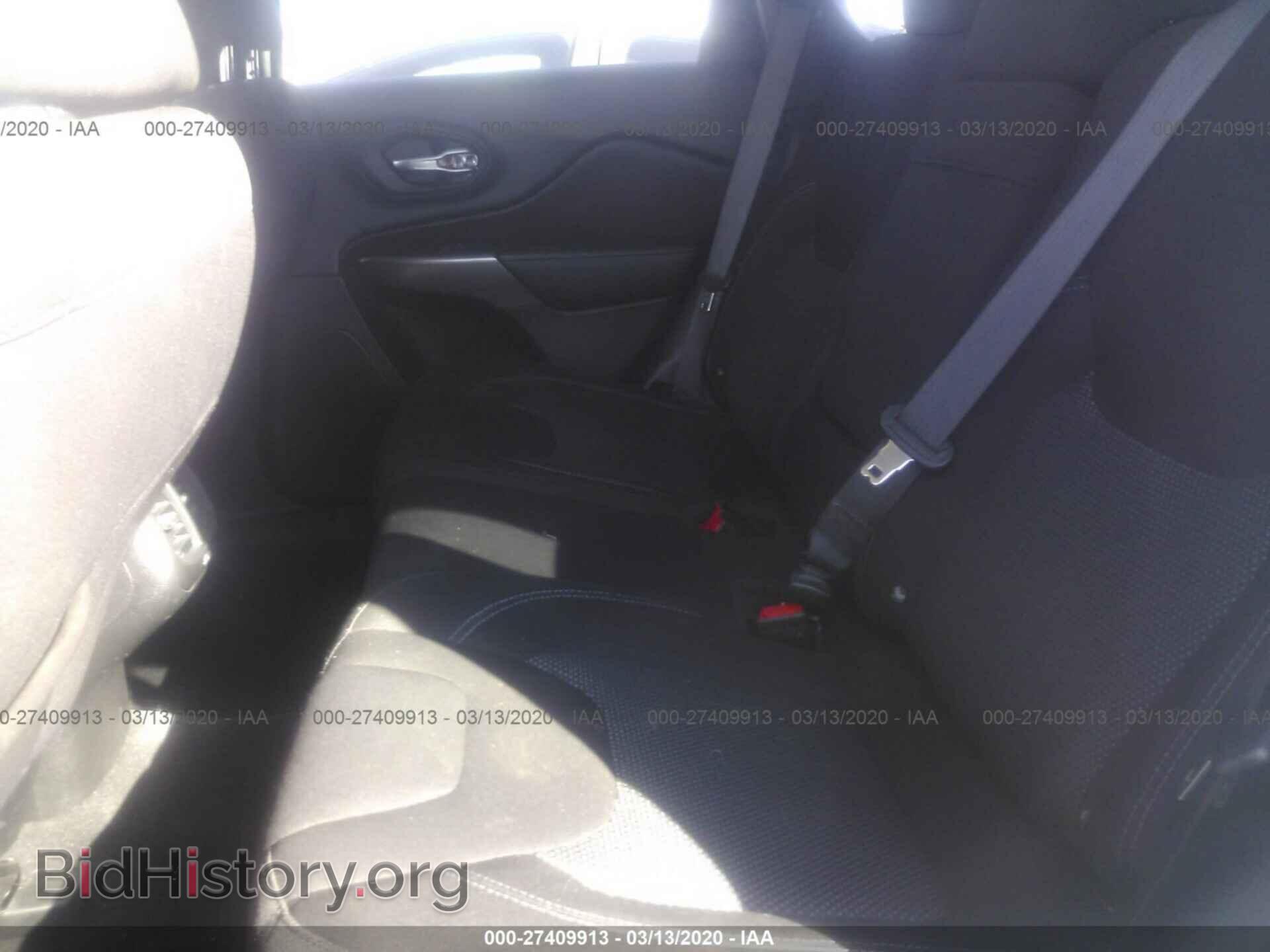 2019 JEEP CHEROKEE - VIN: 1C4PJMCB5KD141755 - Фото 8