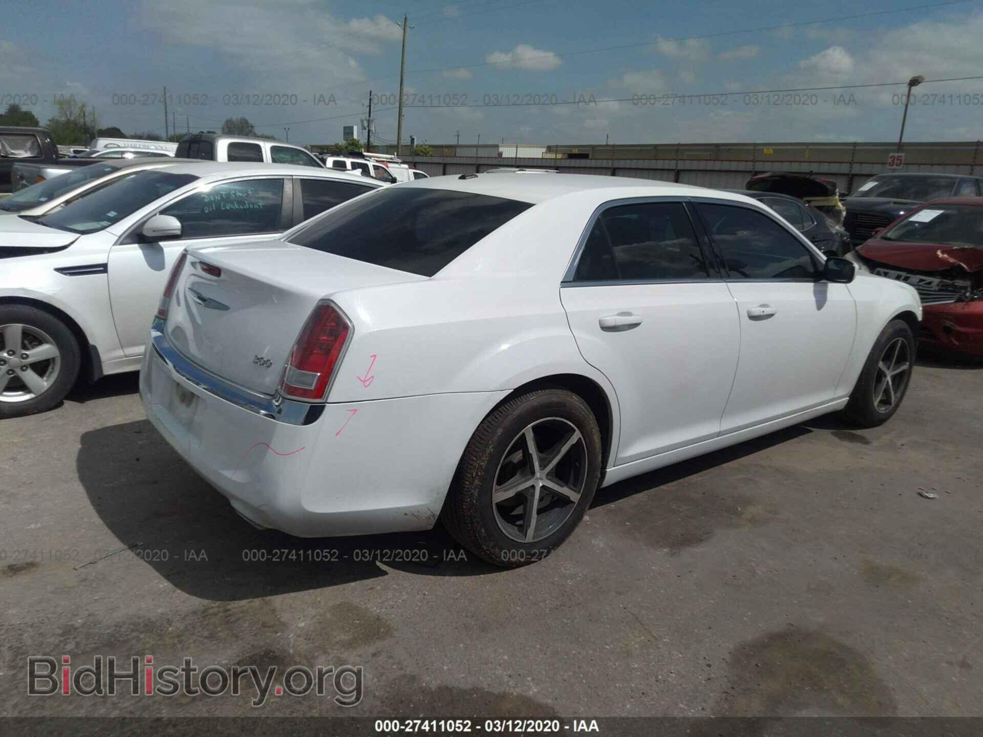 2014 CHRYSLER 300 - VIN: 2C3CCAAG2EH178988 - Фото 4