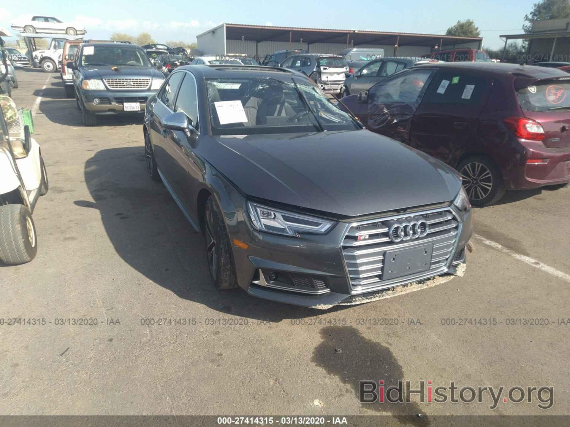 Photo WAUC4AF49JA045965 - AUDI S4 2018