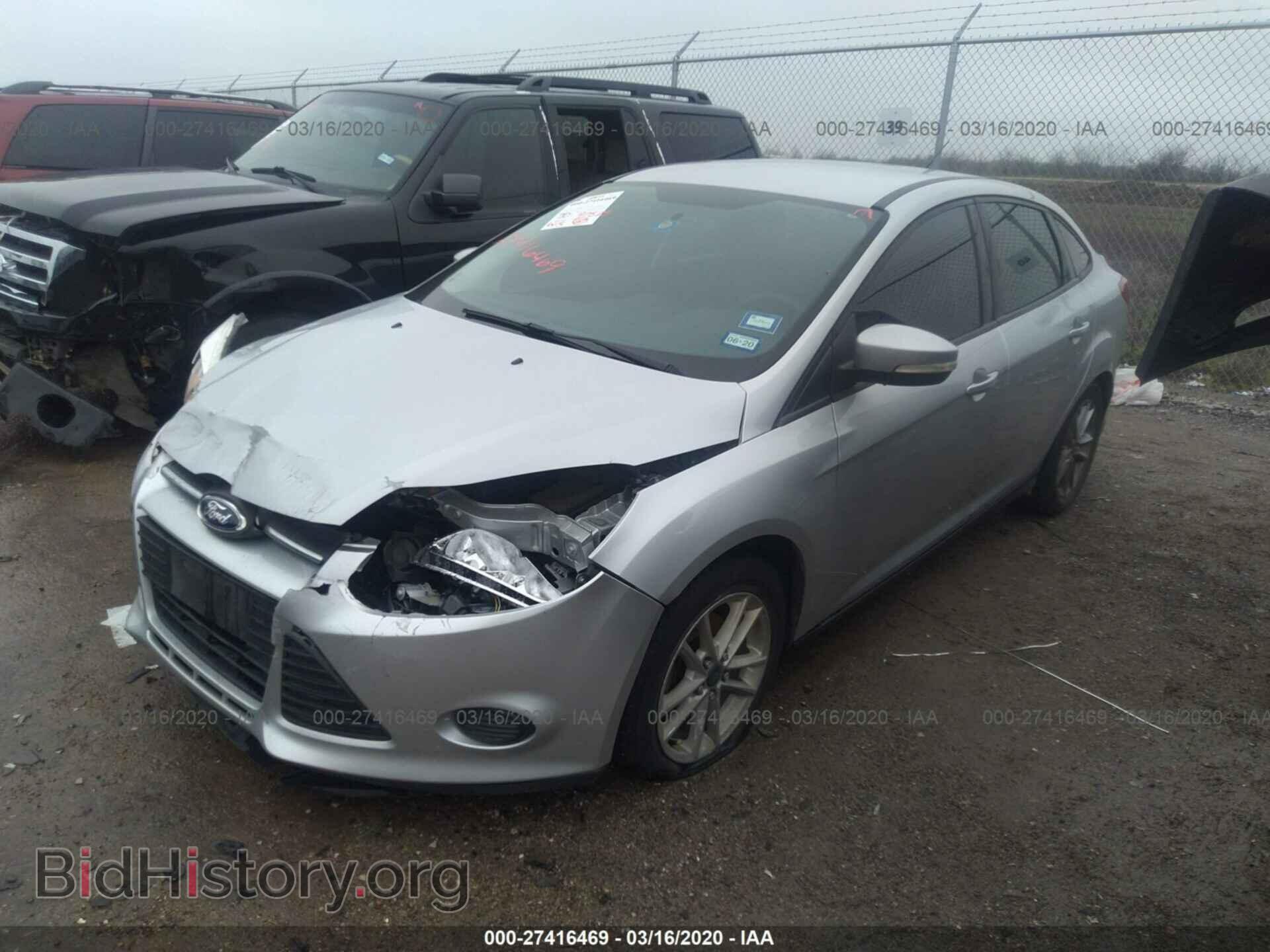 2013 Ford Focus - VIN: 1FADP3F24DL158147 - Photo 2