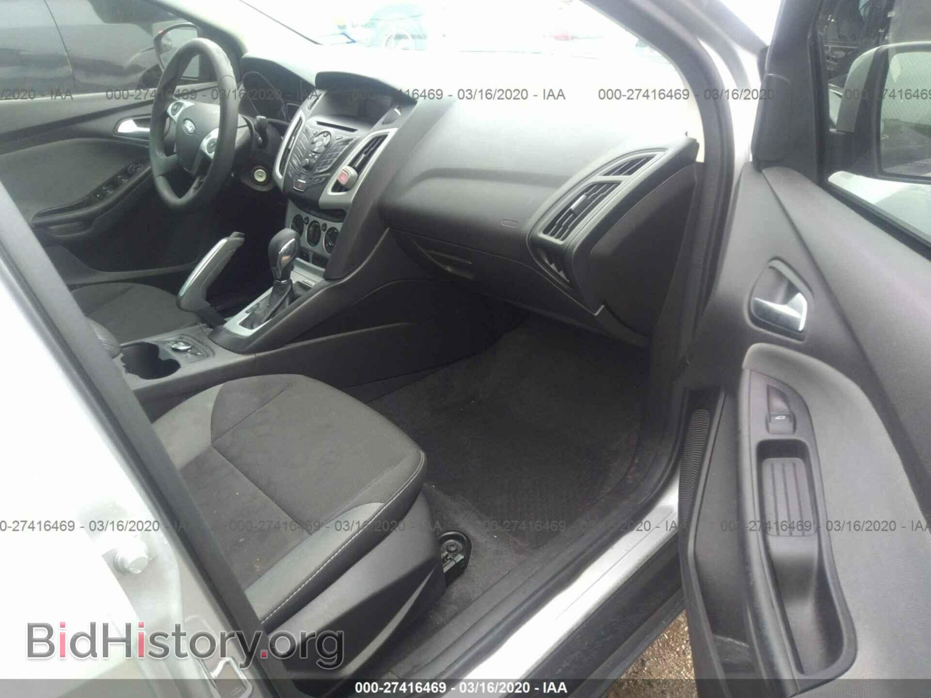 2013 Ford Focus - VIN: 1FADP3F24DL158147 - Photo 5