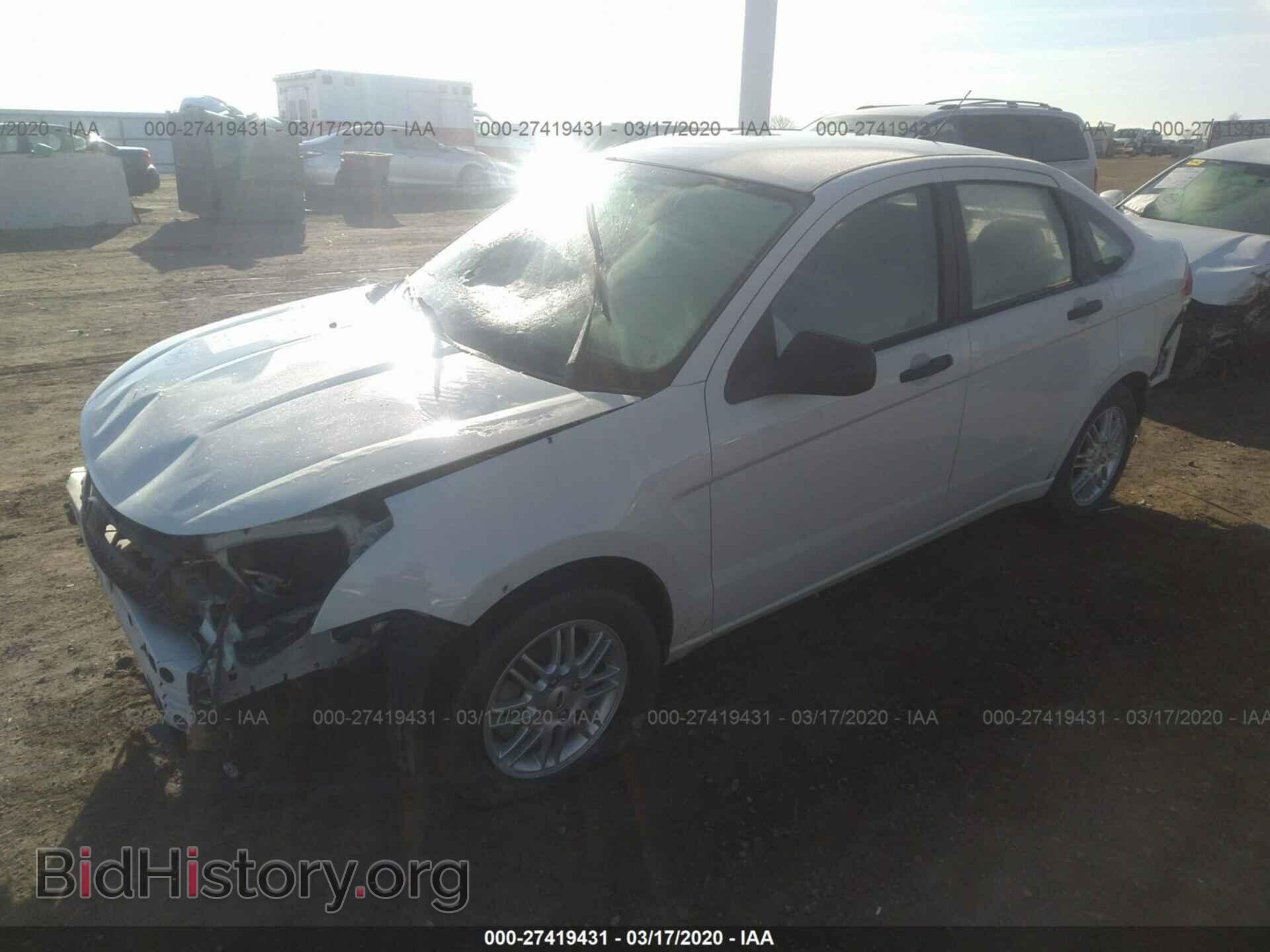 2009 FORD FOCUS - VIN: 1FAHP35N29W173328 - Фото 2