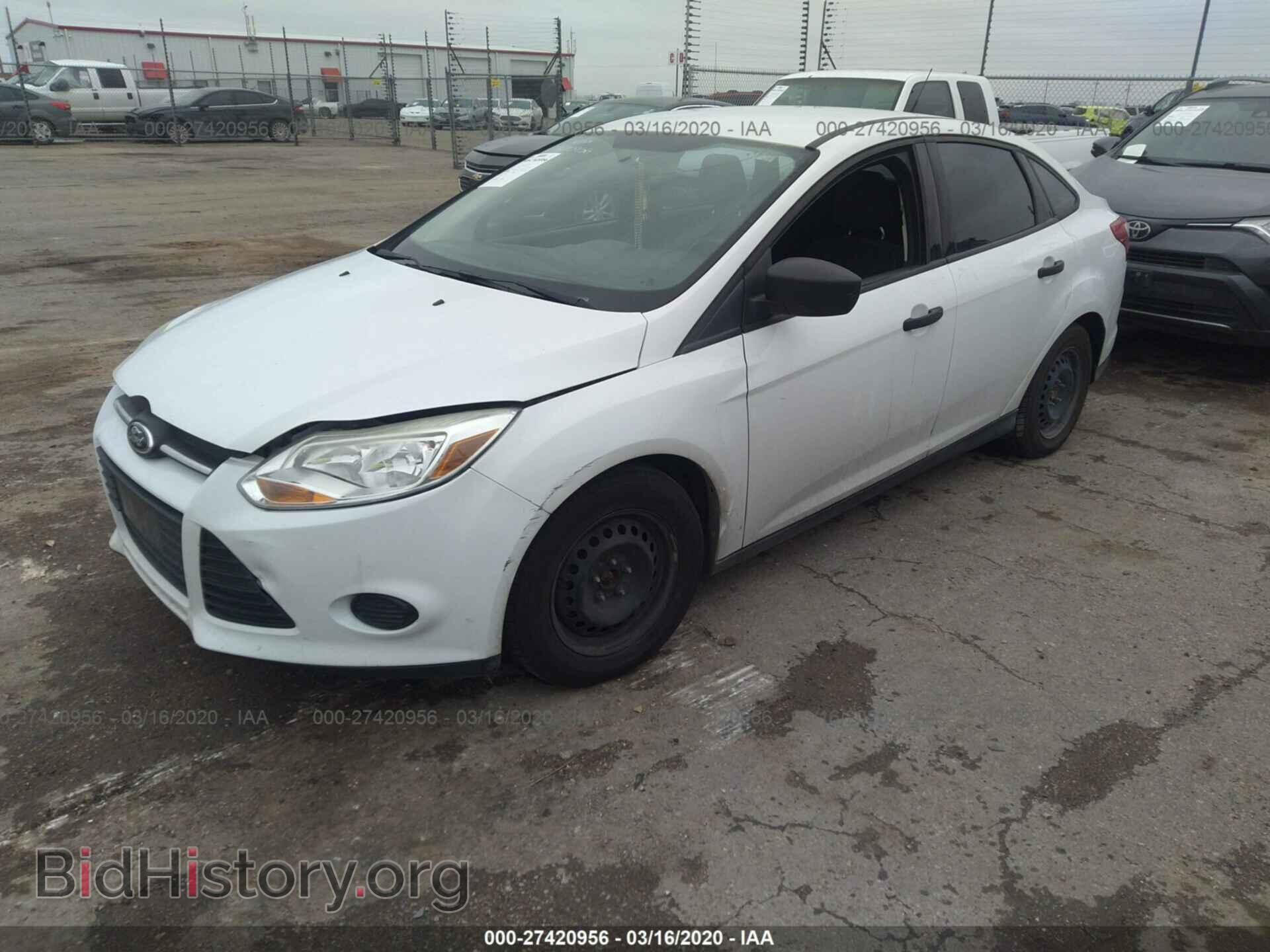 2013 FORD FOCUS - VIN: 1FADP3E24DL176889 - Photo 2