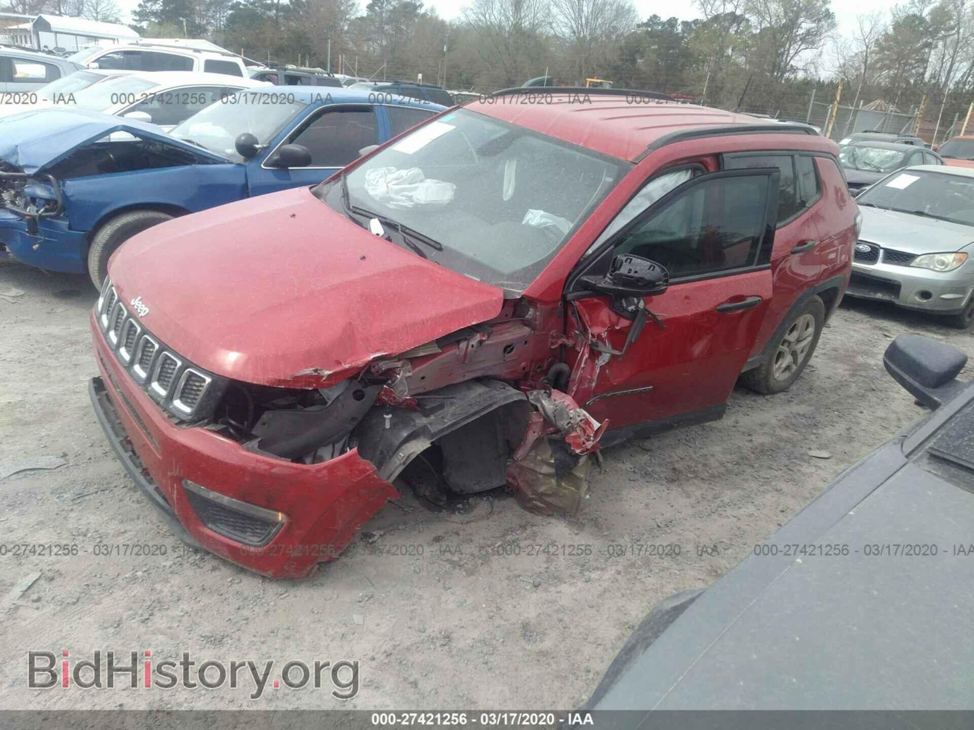 2018 JEEP COMPASS - VIN: 3C4NJDAB3JT131812 - Фото 2
