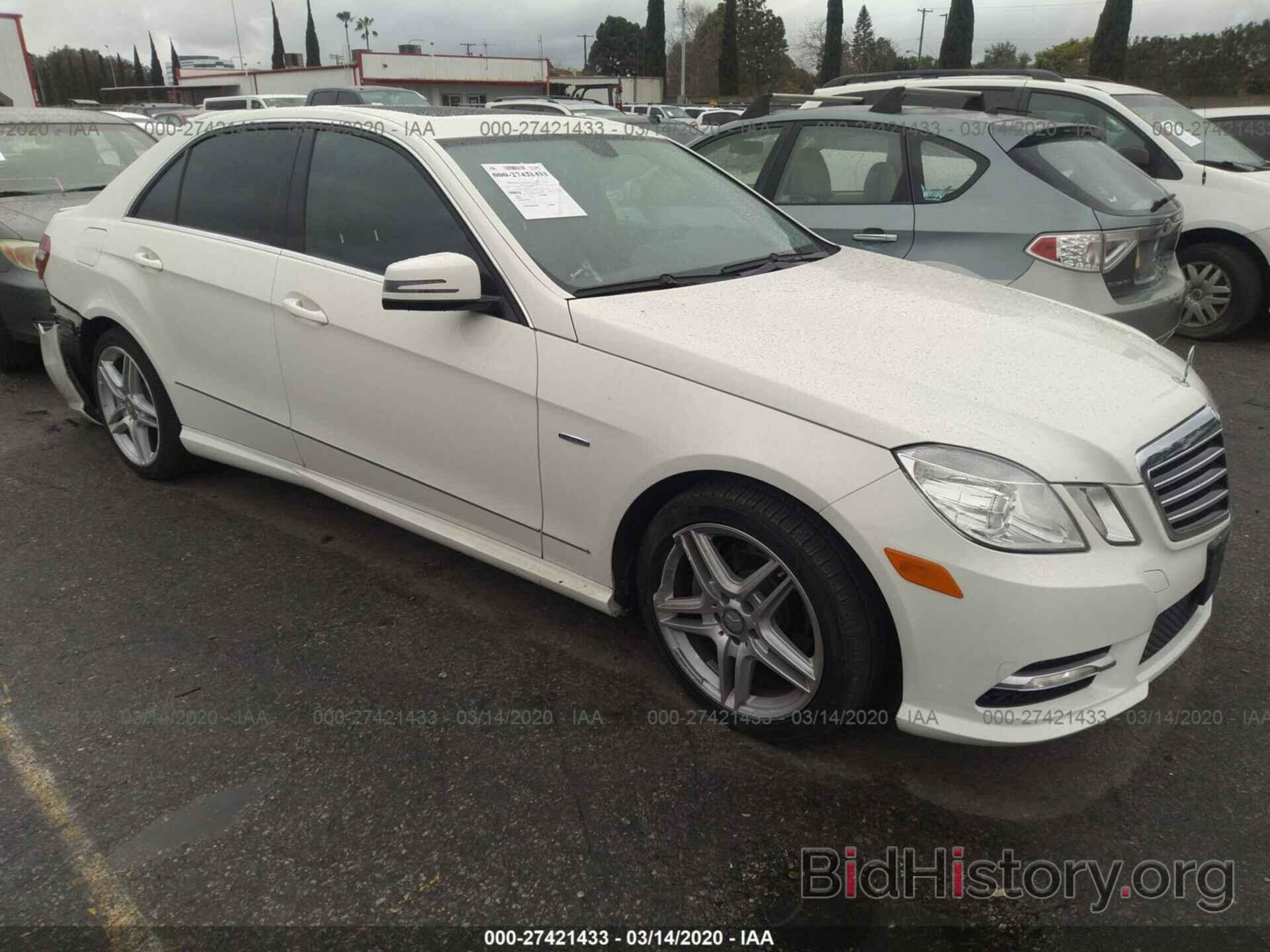 Photo WDDHF5KB5CA543720 - MERCEDES-BENZ E 2012