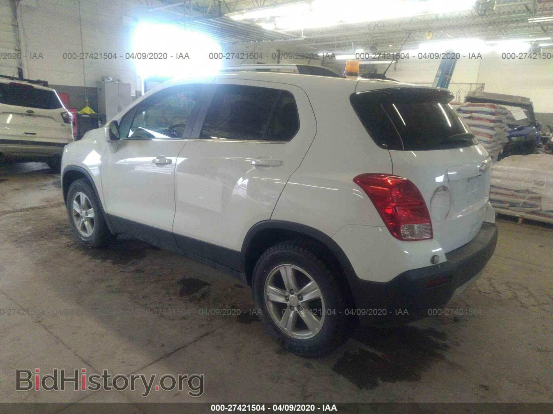 2016 CHEVROLET TRAX - VIN: 3GNCJPSB8GL216278 - Фото 3