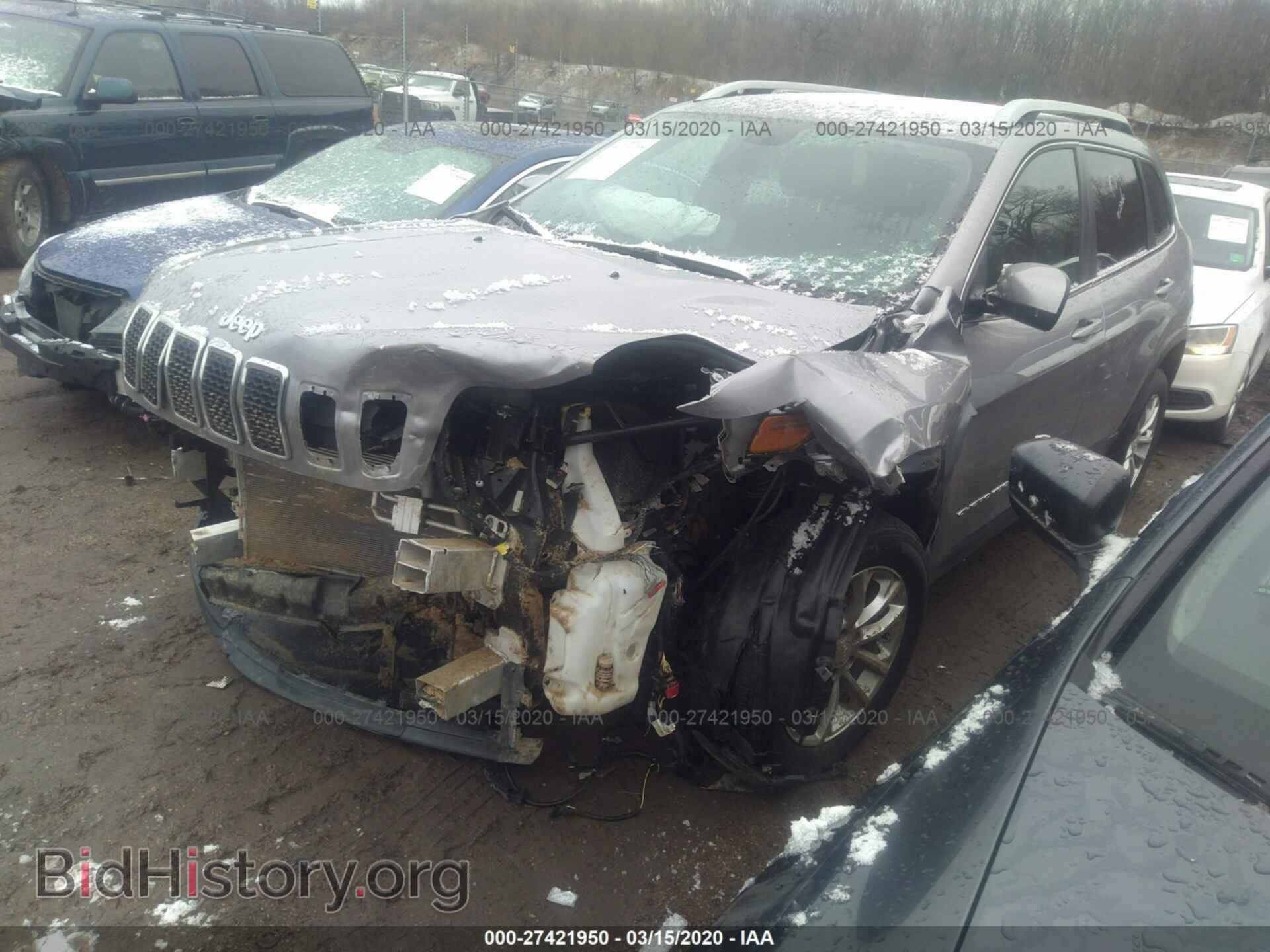 2019 JEEP CHEROKEE - VIN: 1C4PJLCB0KD366675 - Фото 2