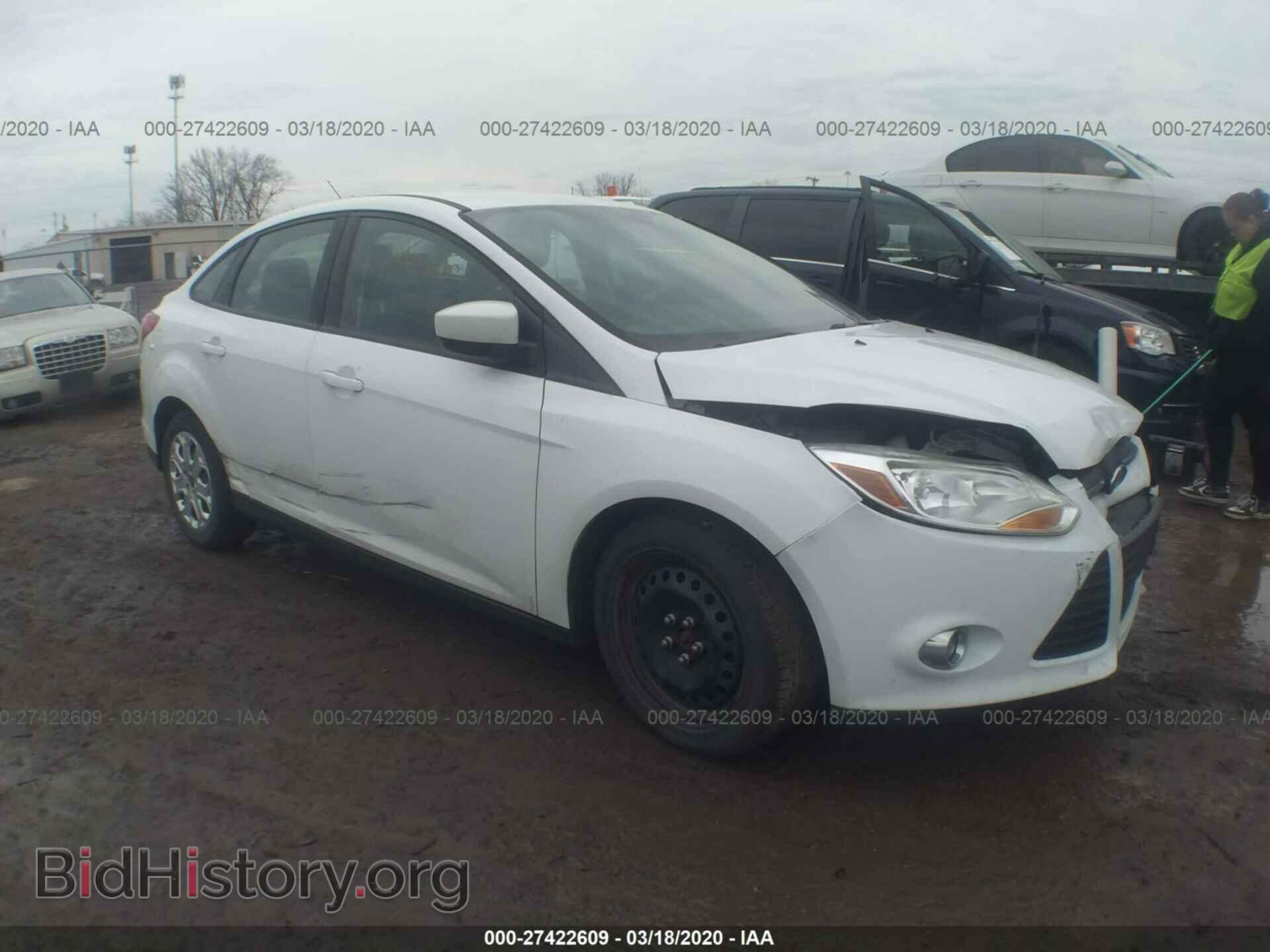 Photo 1FAHP3F21CL208048 - FORD FOCUS 2012