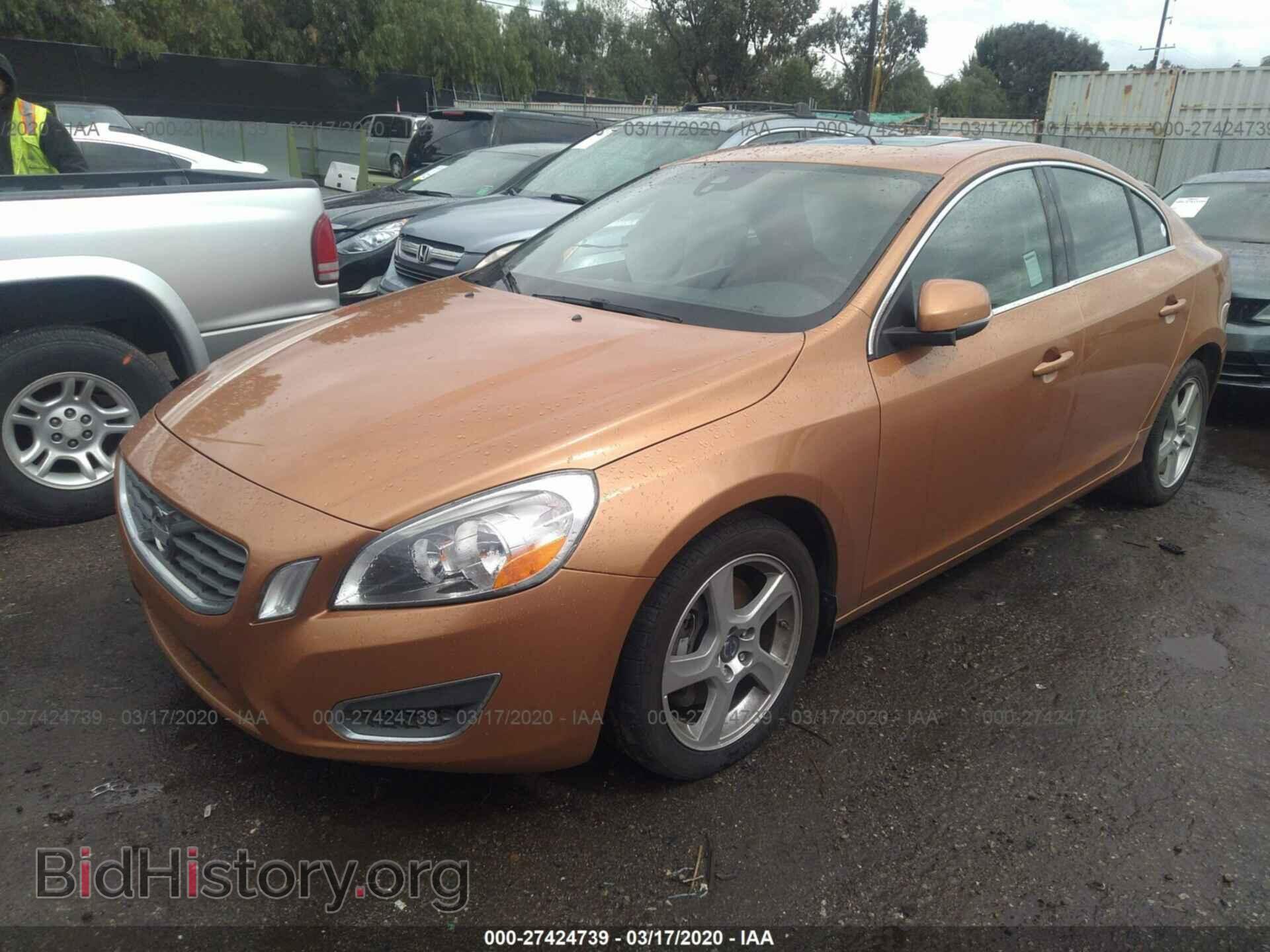 2012 VOLVO S60 - VIN: YV1622FS2C2095205 - Photo 2