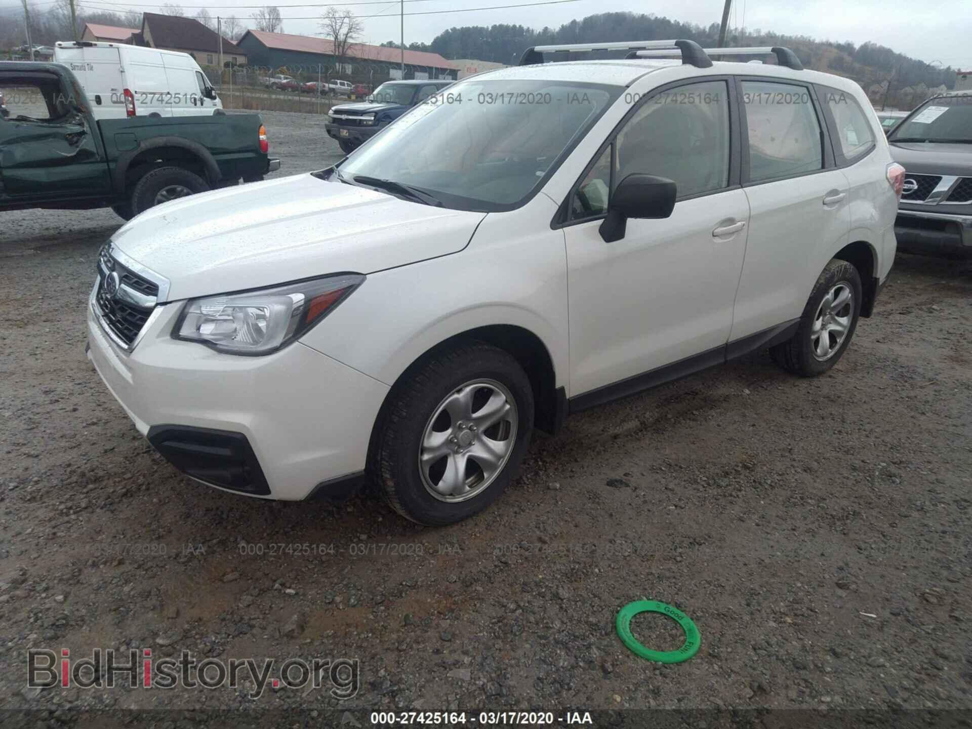 2017 SUBARU FORESTER - VIN: JF2SJAAC2HH593721 - Фото 2