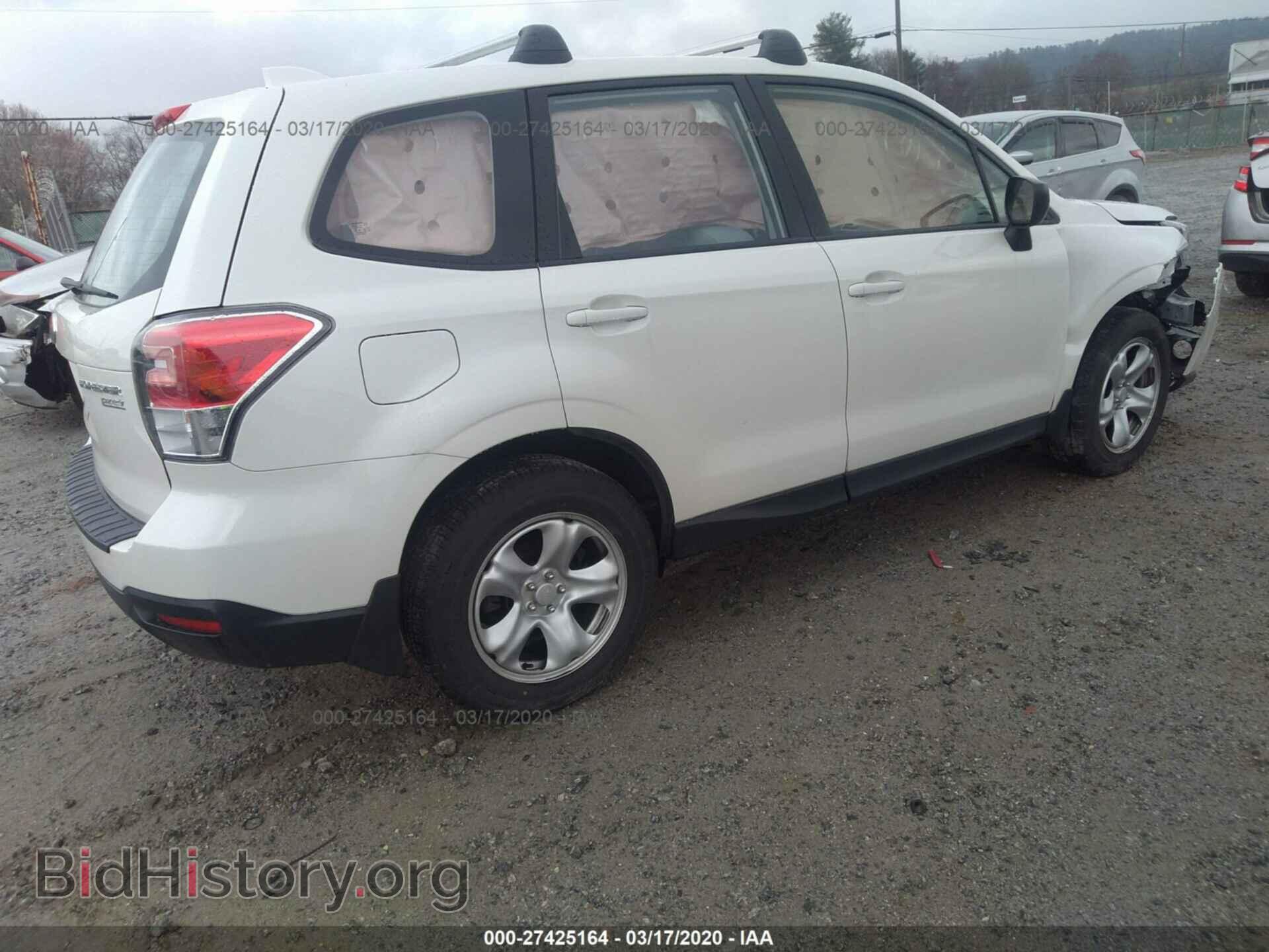 2017 SUBARU FORESTER - VIN: JF2SJAAC2HH593721 - Фото 4