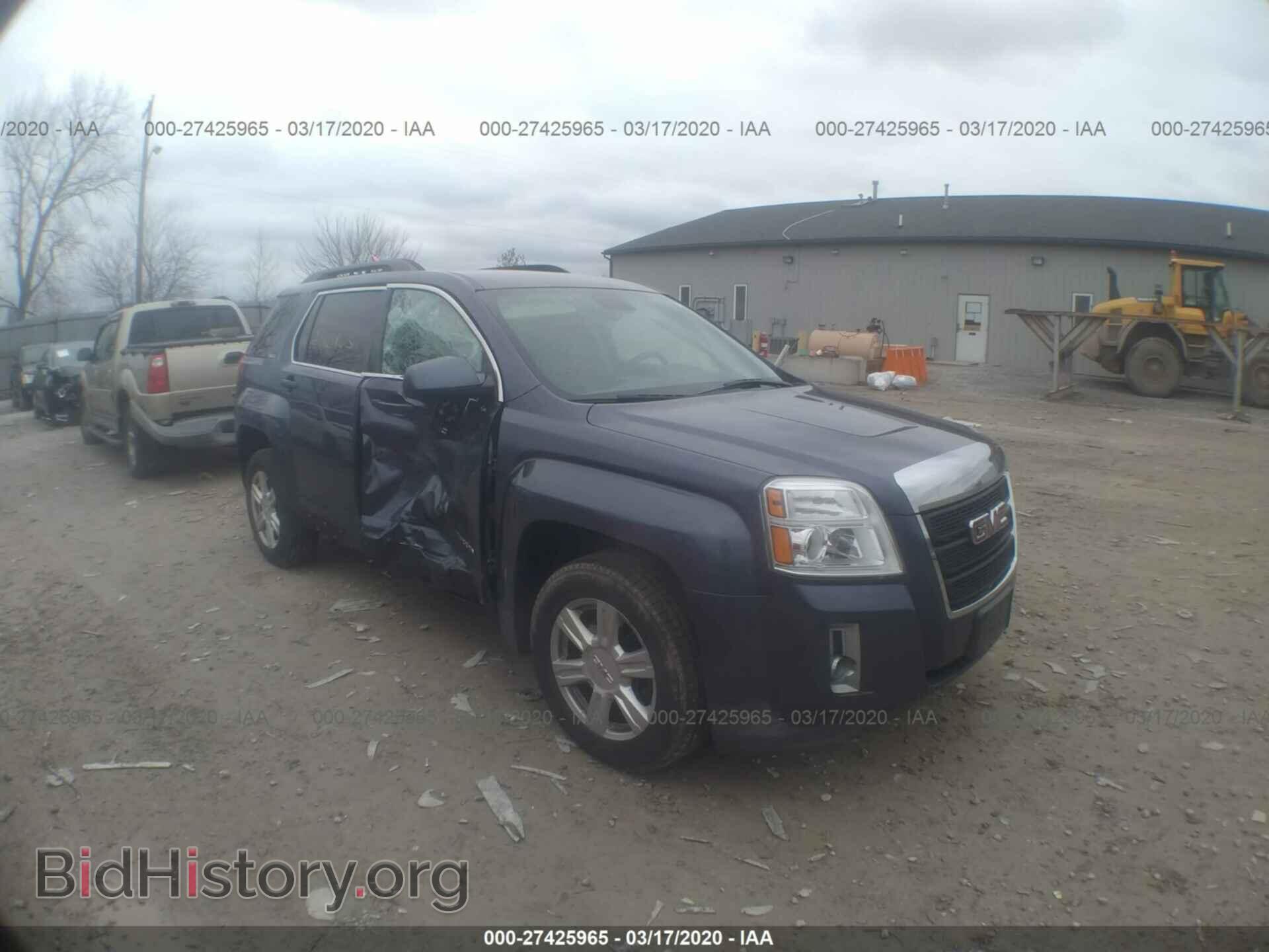 Фотография 2GKFLWE39E6295383 - GMC TERRAIN 2014