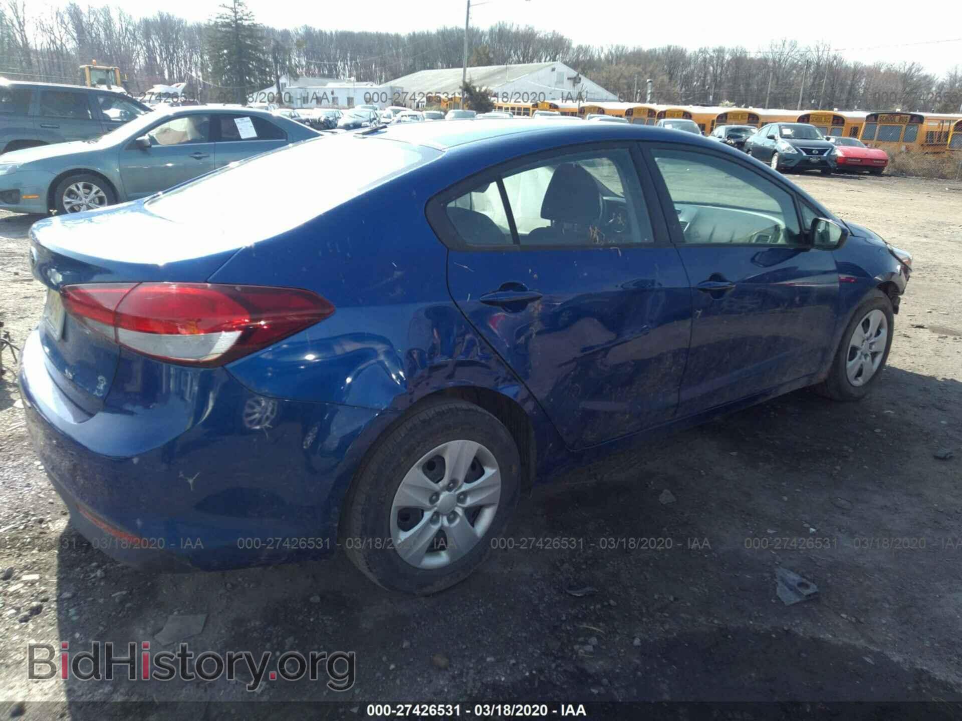 2017 KIA FORTE - VIN: 3KPFK4A77HE015654 - Фото 4