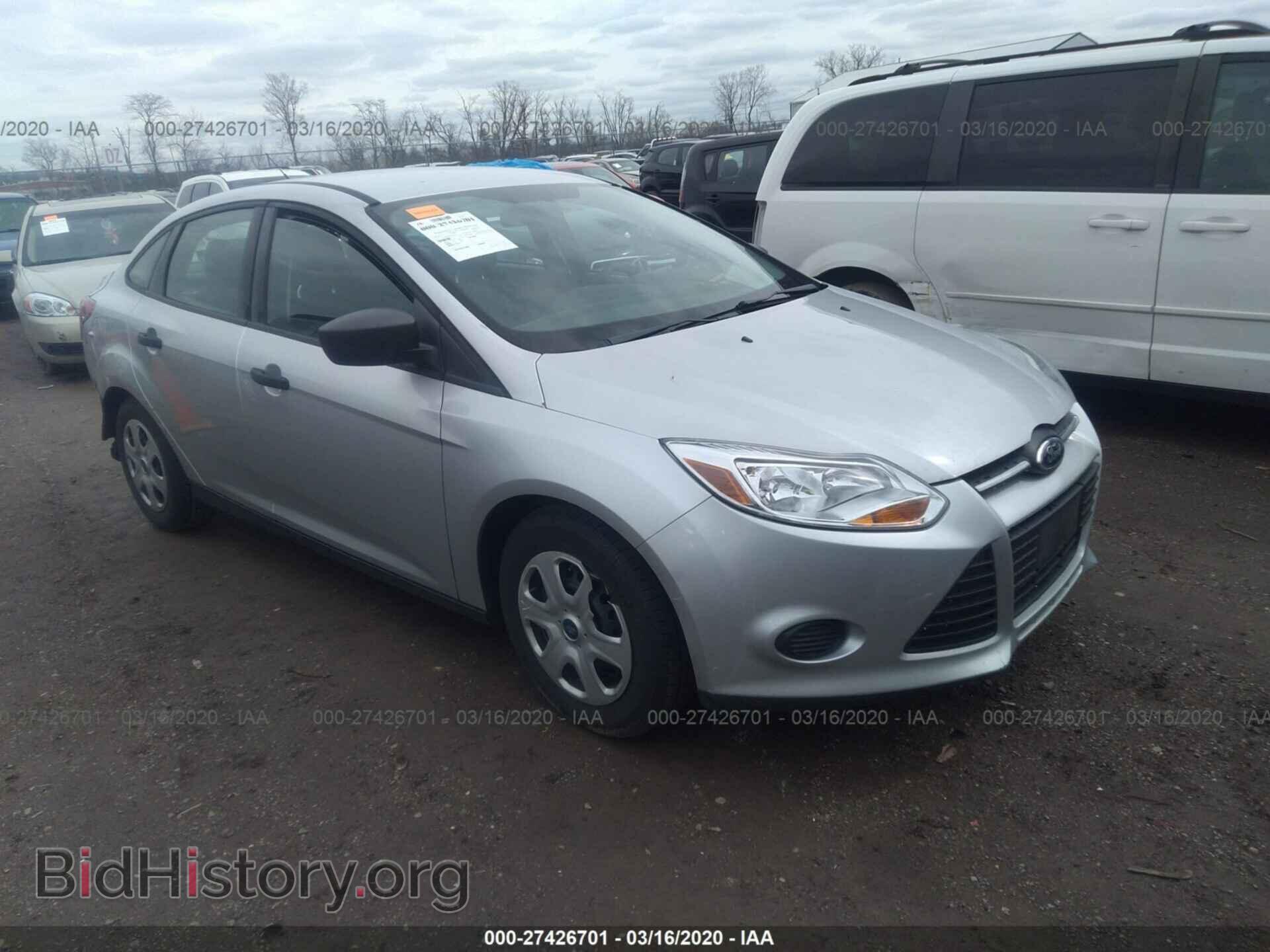 Photo 1FAHP3E24CL354123 - FORD FOCUS 2012