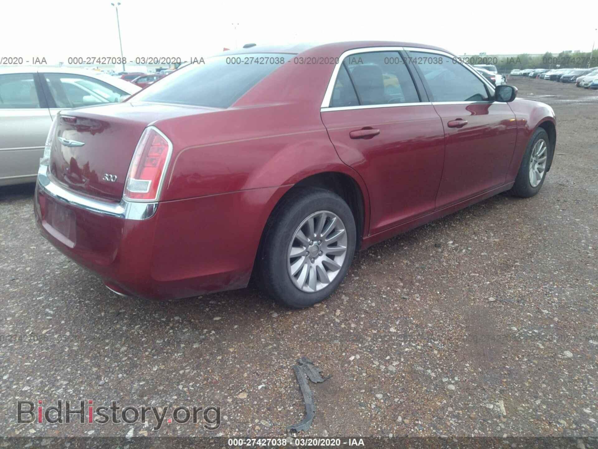 2014 CHRYSLER 300 - VIN: 2C3CCAAG0EH327494 - Фото 4
