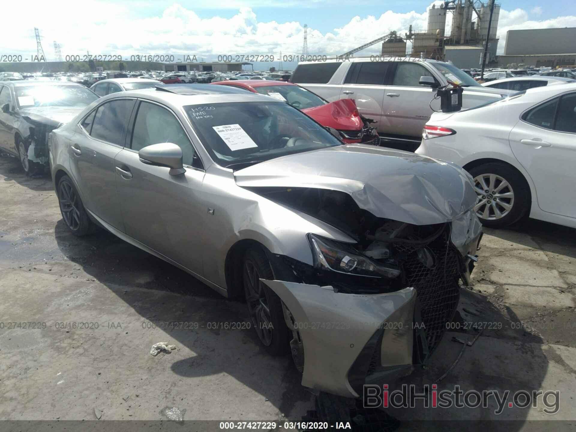 Photo JTHBA1D22K5086908 - LEXUS IS 2019