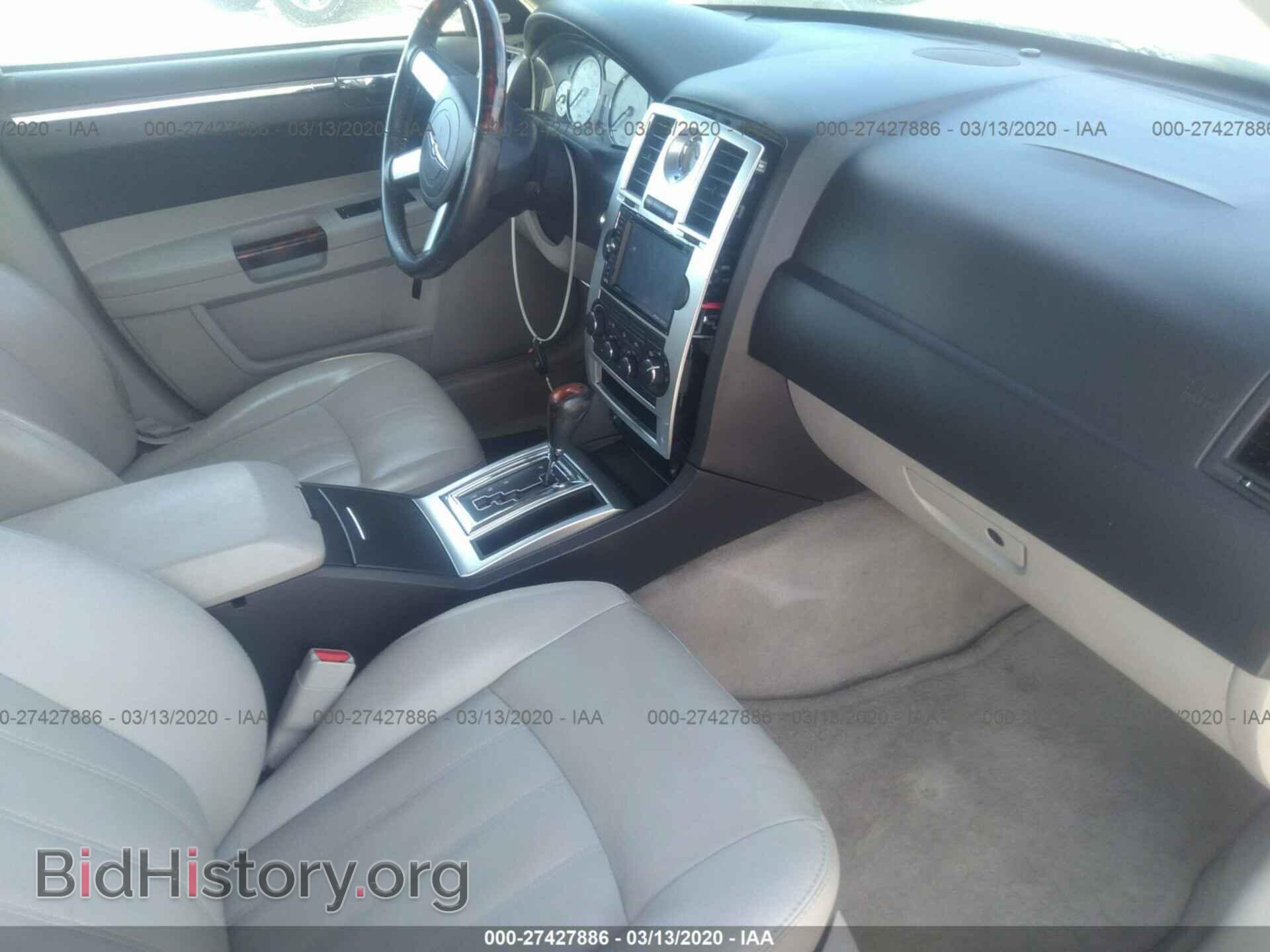 2006 CHRYSLER 300C - VIN: 2C3KA63H56H499302 - Фото 5