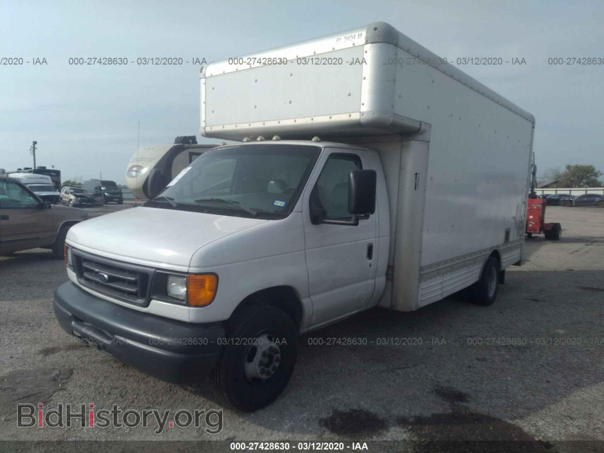 2007 FORD ECONOLINE - VIN: 1FDXE45S87DA17743 - Фото 2
