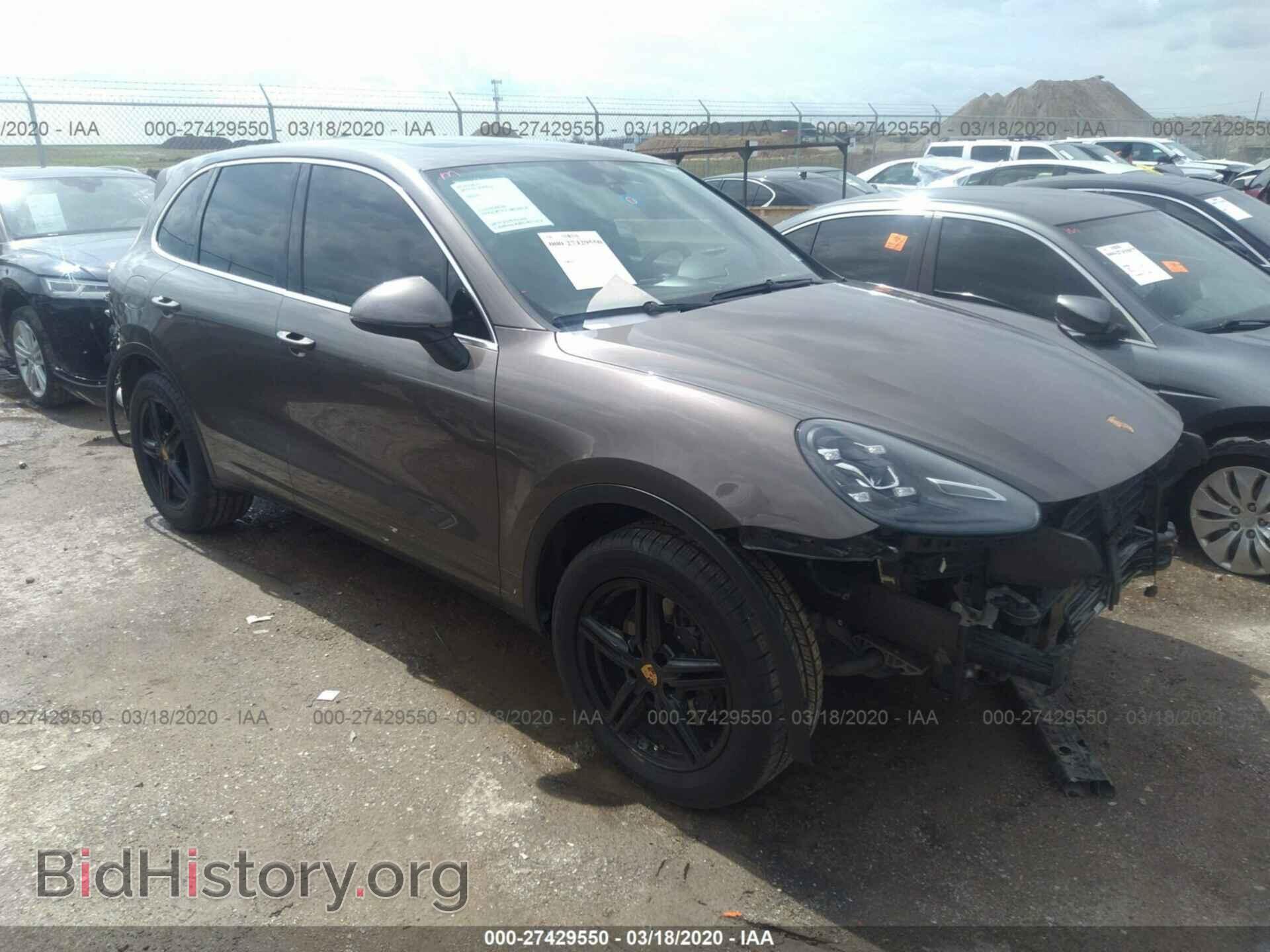 Photo WP1AA2A25GKA16124 - PORSCHE CAYENNE 2016