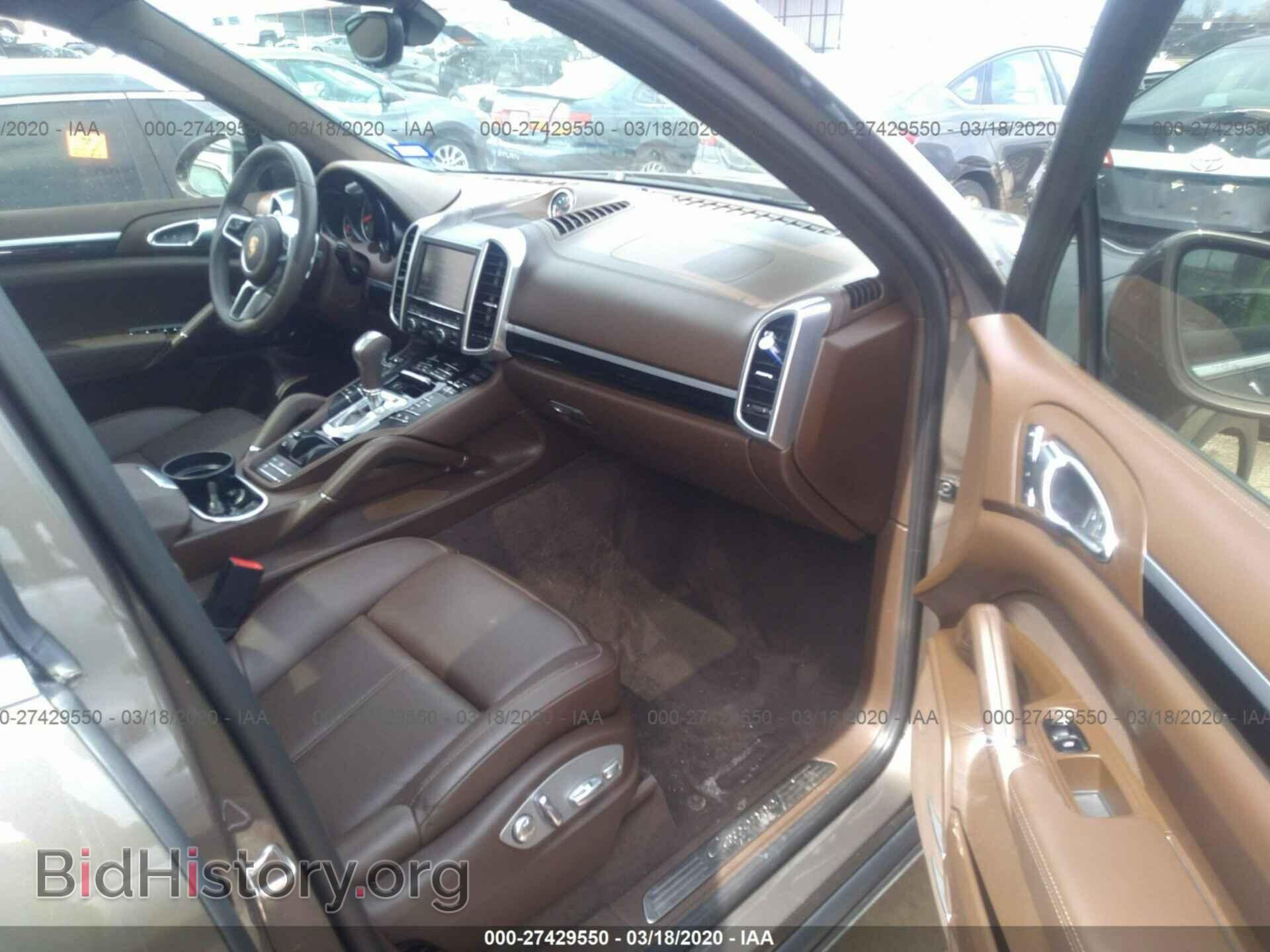 2016 PORSCHE CAYENNE - VIN: WP1AA2A25GKA16124 - Фото 5