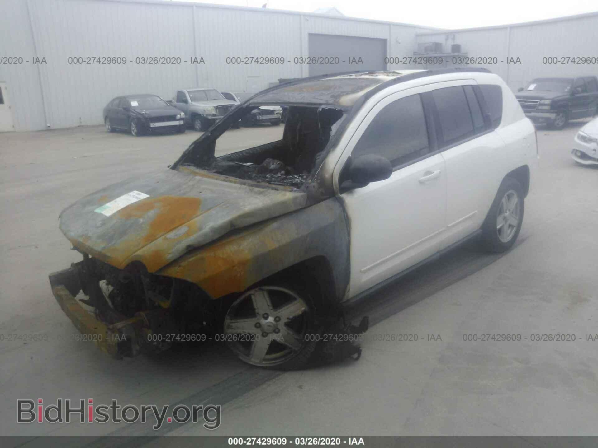 2010 JEEP COMPASS - VIN: 1J4NT4FB0AD593683 - Фото 2