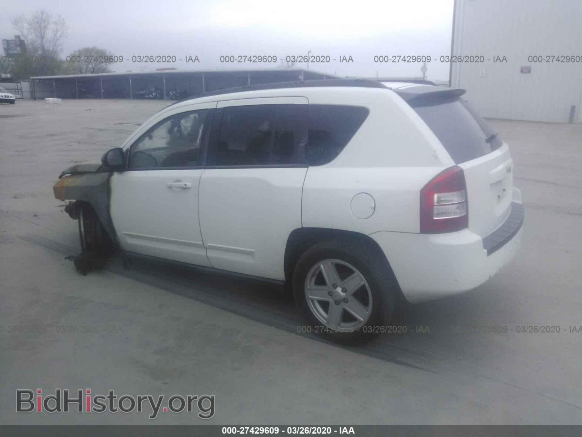 2010 JEEP COMPASS - VIN: 1J4NT4FB0AD593683 - Фото 3