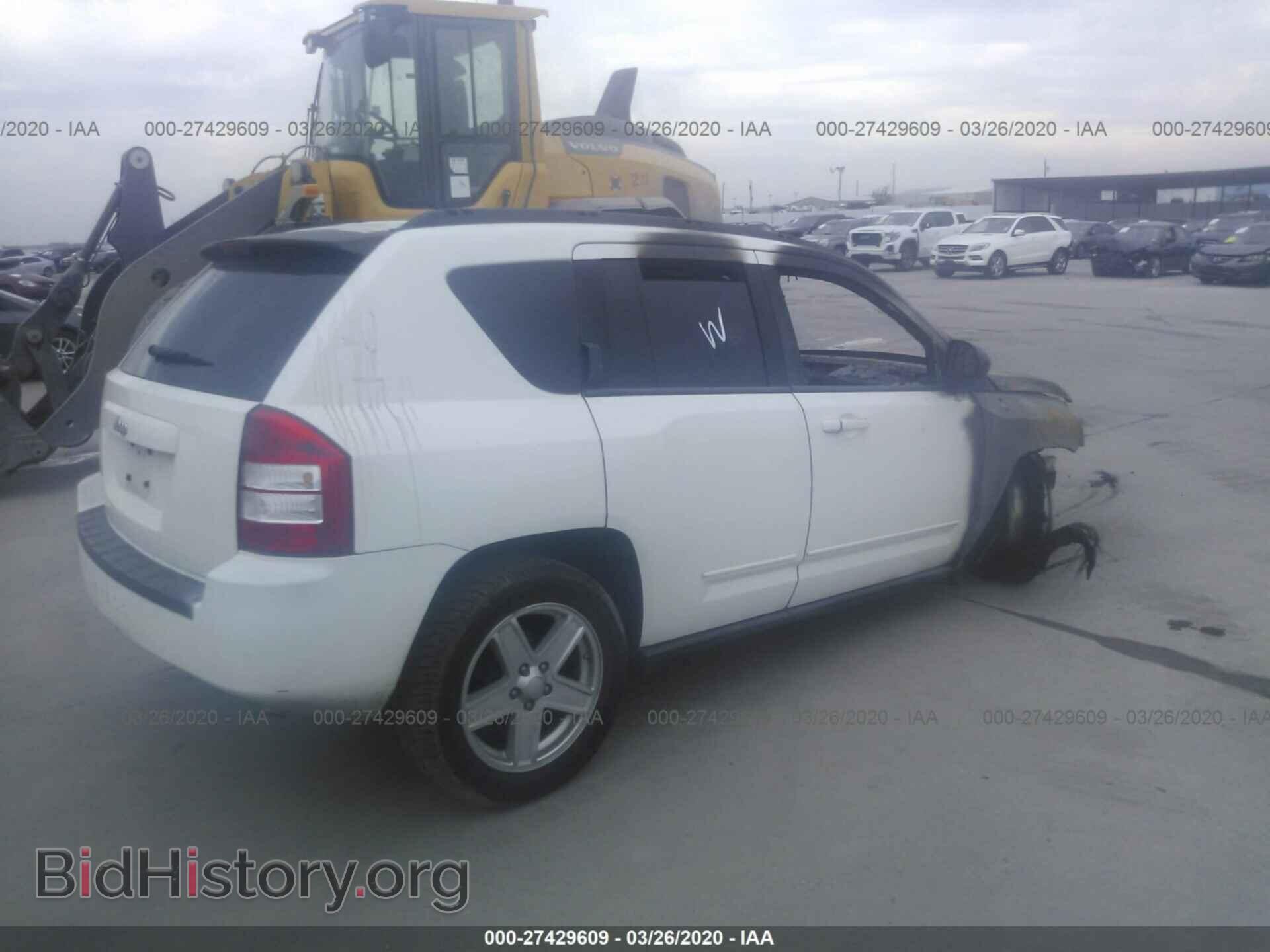 2010 JEEP COMPASS - VIN: 1J4NT4FB0AD593683 - Фото 4