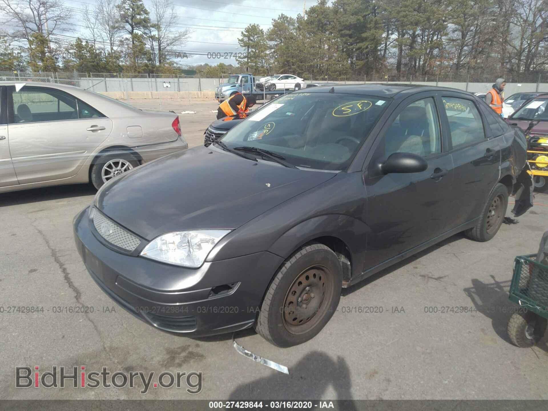 2005 FORD FOCUS - VIN: 1FAFP34N35W293741 - Фото 2