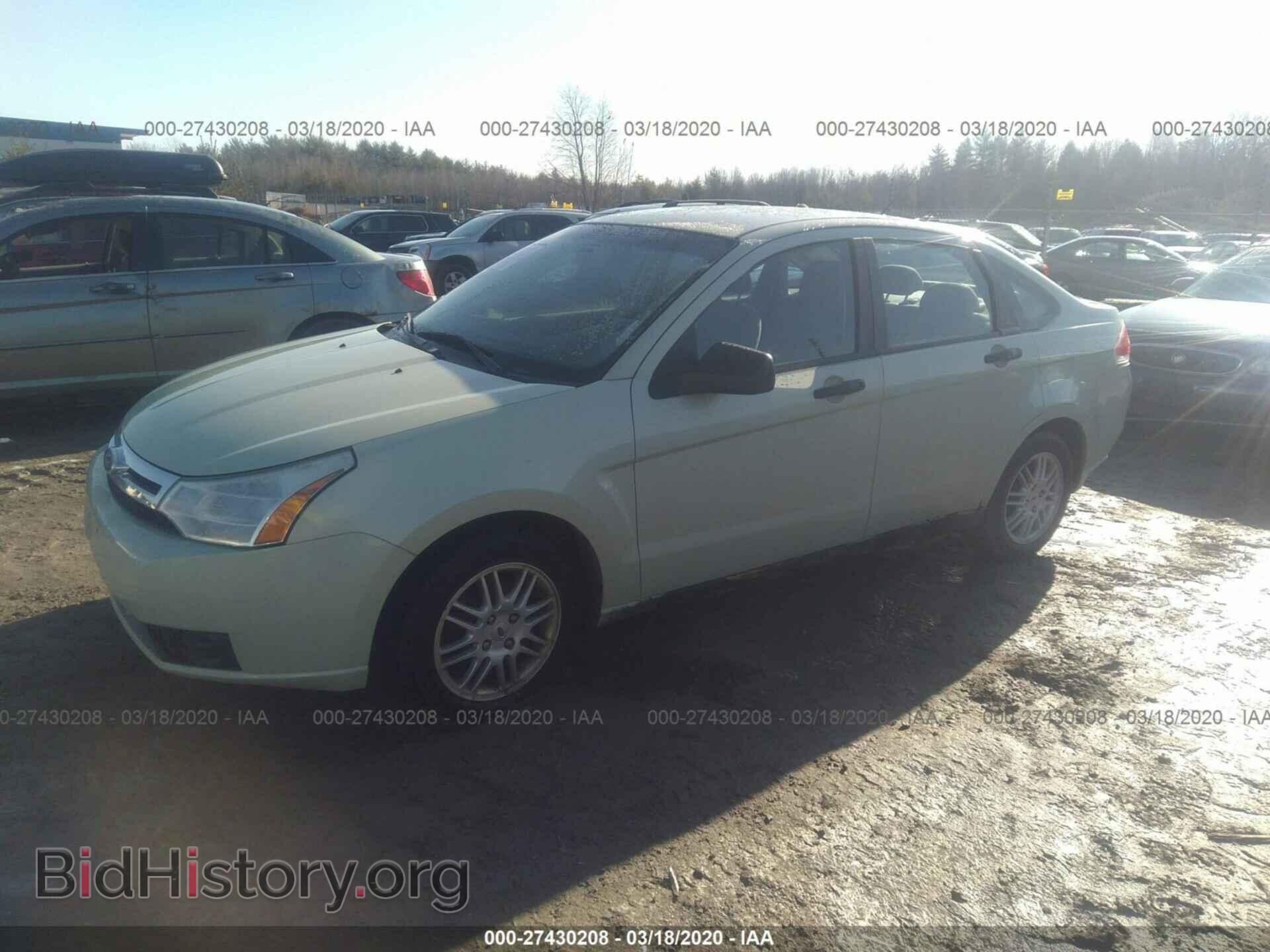 2011 FORD FOCUS - VIN: 1FAHP3FNXBW186168 - Фото 2