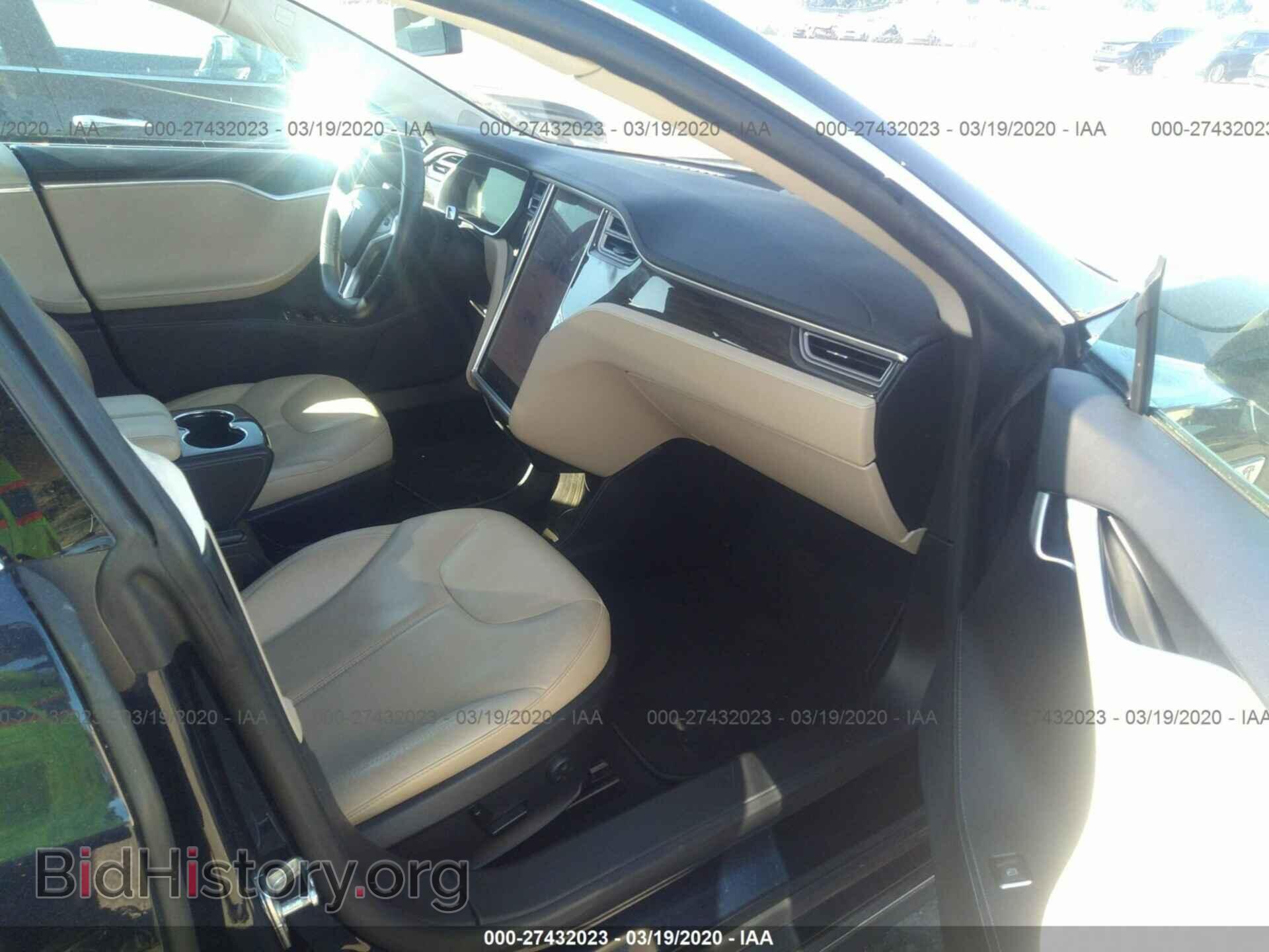 2014 TESLA MODEL S - VIN: 5YJSA1H10EFP40455 - Фото 5