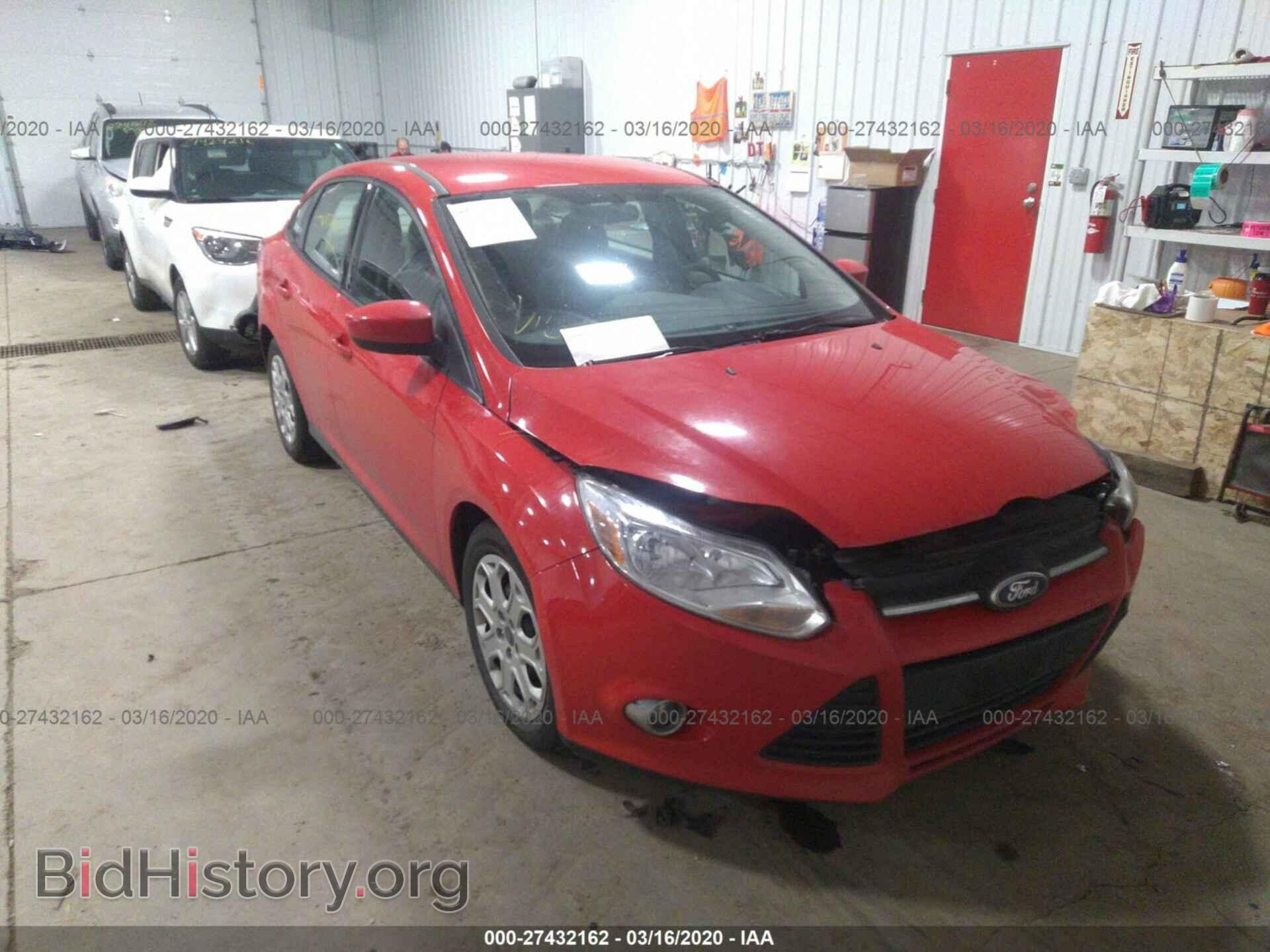 Photo 1FAHP3F24CL422533 - FORD FOCUS 2012