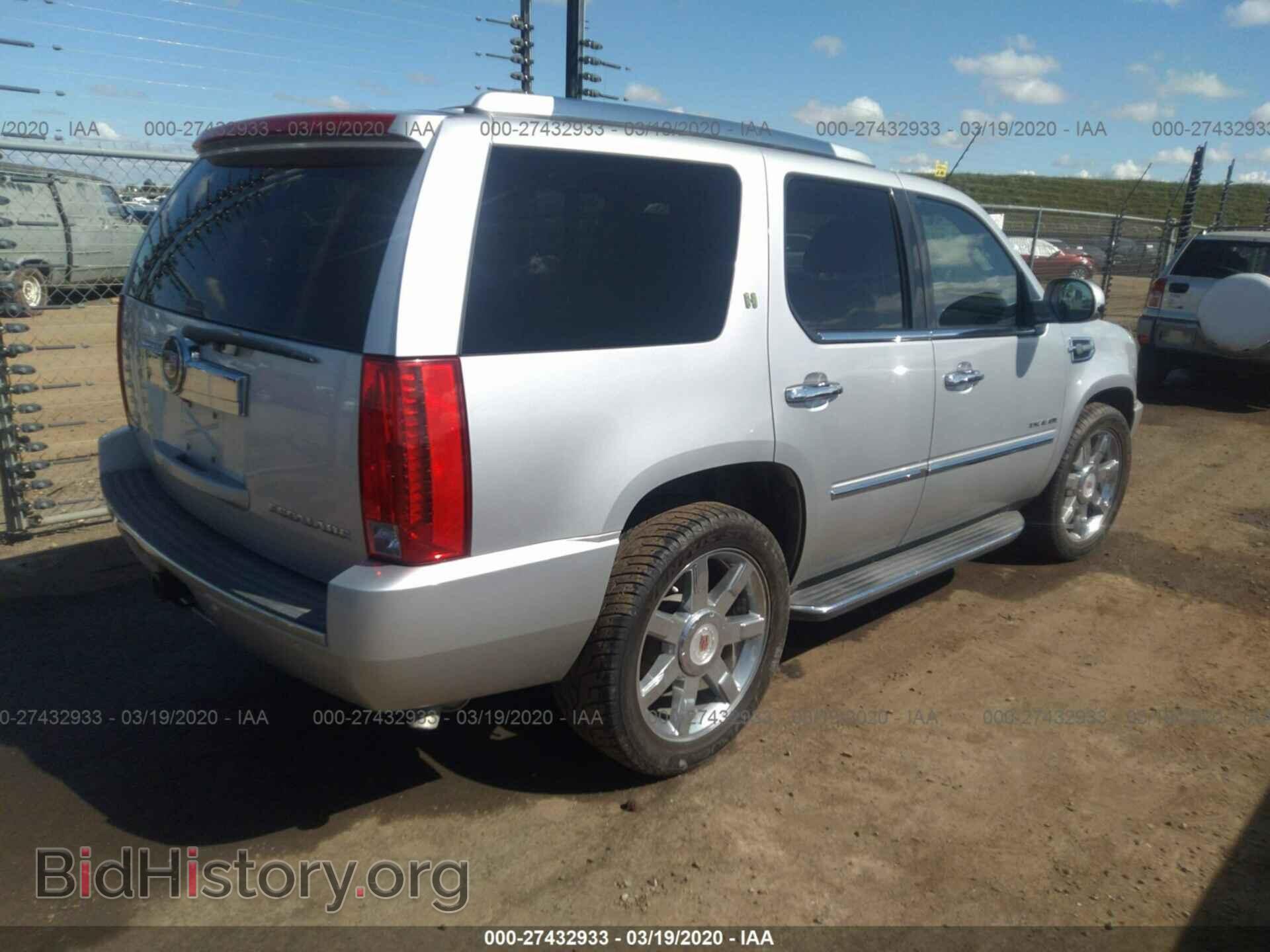 2011 CADILLAC ESCALADE - VIN: 1GYS4EEJ7BR233989 - Фото 4