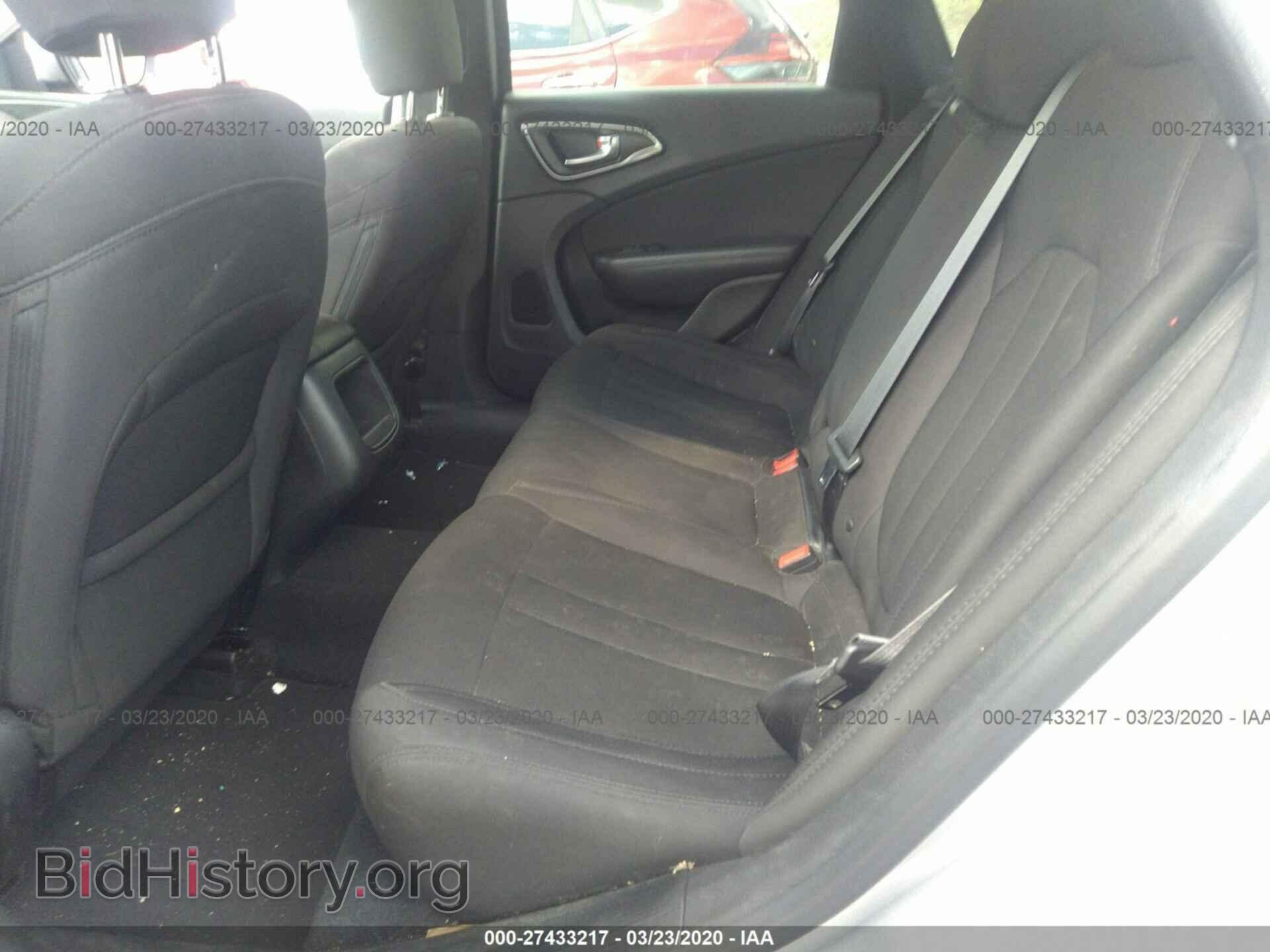 2015 CHRYSLER 200 - VIN: 1C3CCCAB6FN741002 - Photo 8