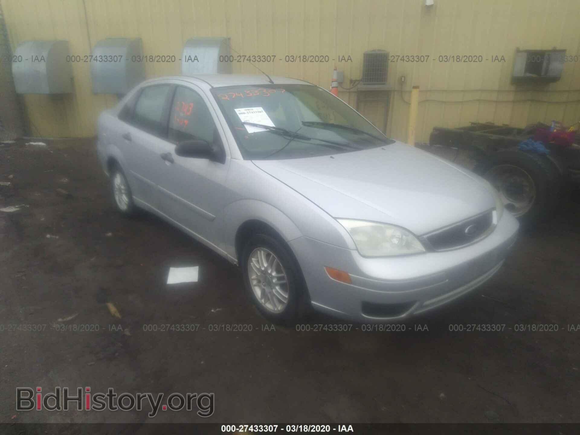 Photo 1FAFP34N87W112295 - FORD FOCUS 2007