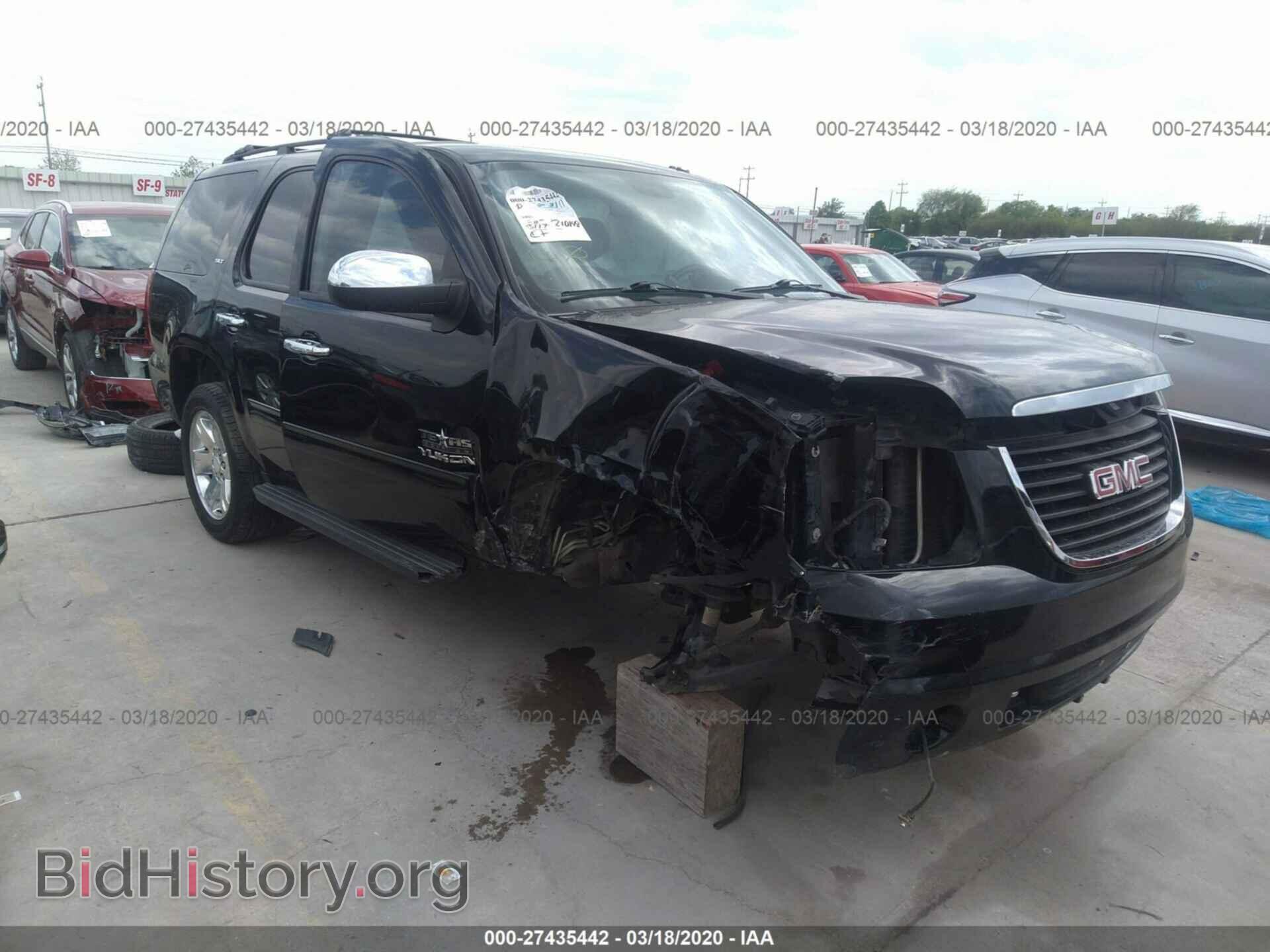 Photo 1GKS1CE01CR305236 - GMC YUKON 2012