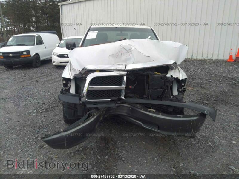 2011 Dodge RAM 1500 (VIN 1D7RB1CP2BS570322) — фото 6 из 10